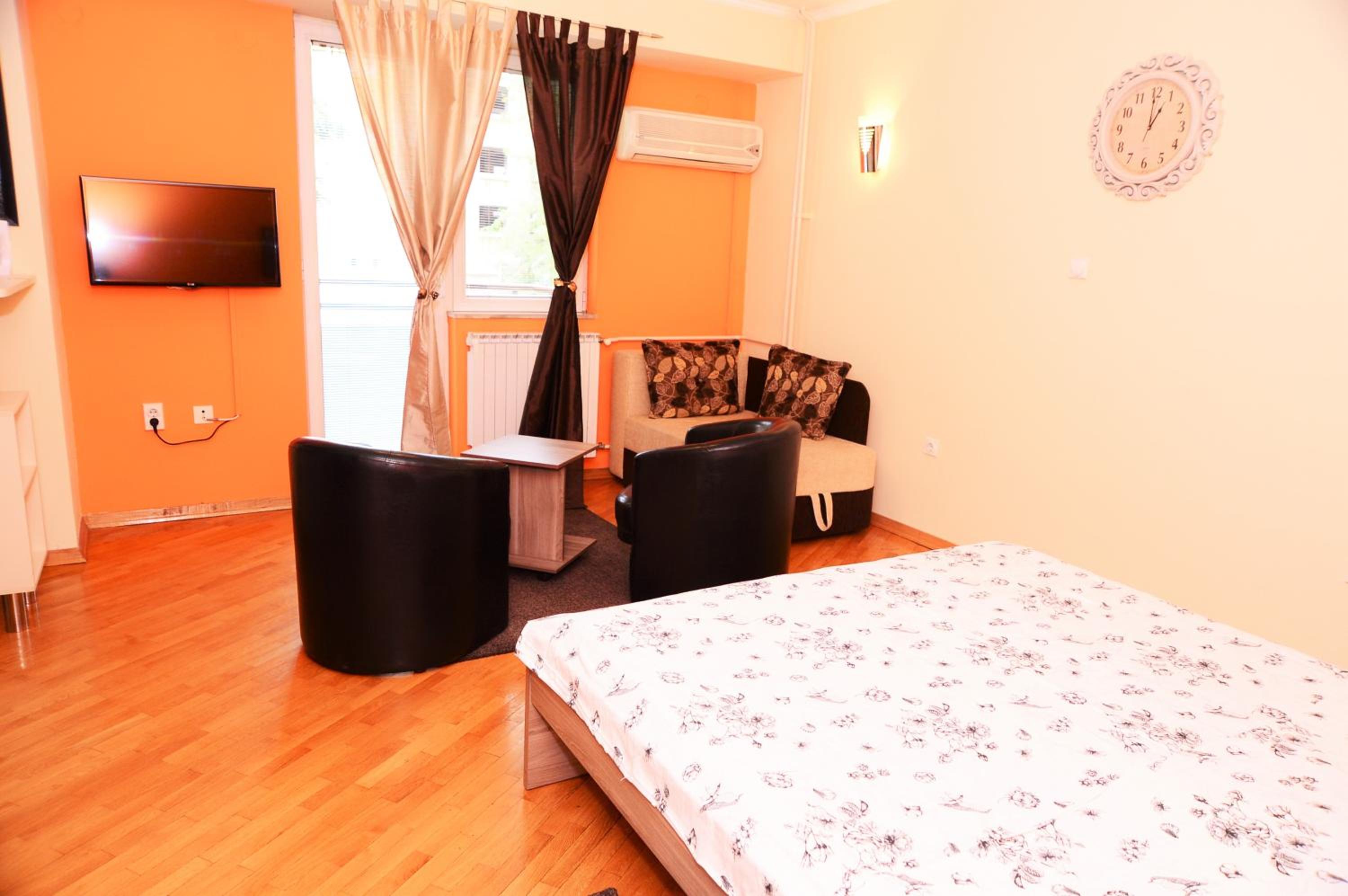 Superior Studio Apartment 2 - Marks Engels Str. - Photo 7