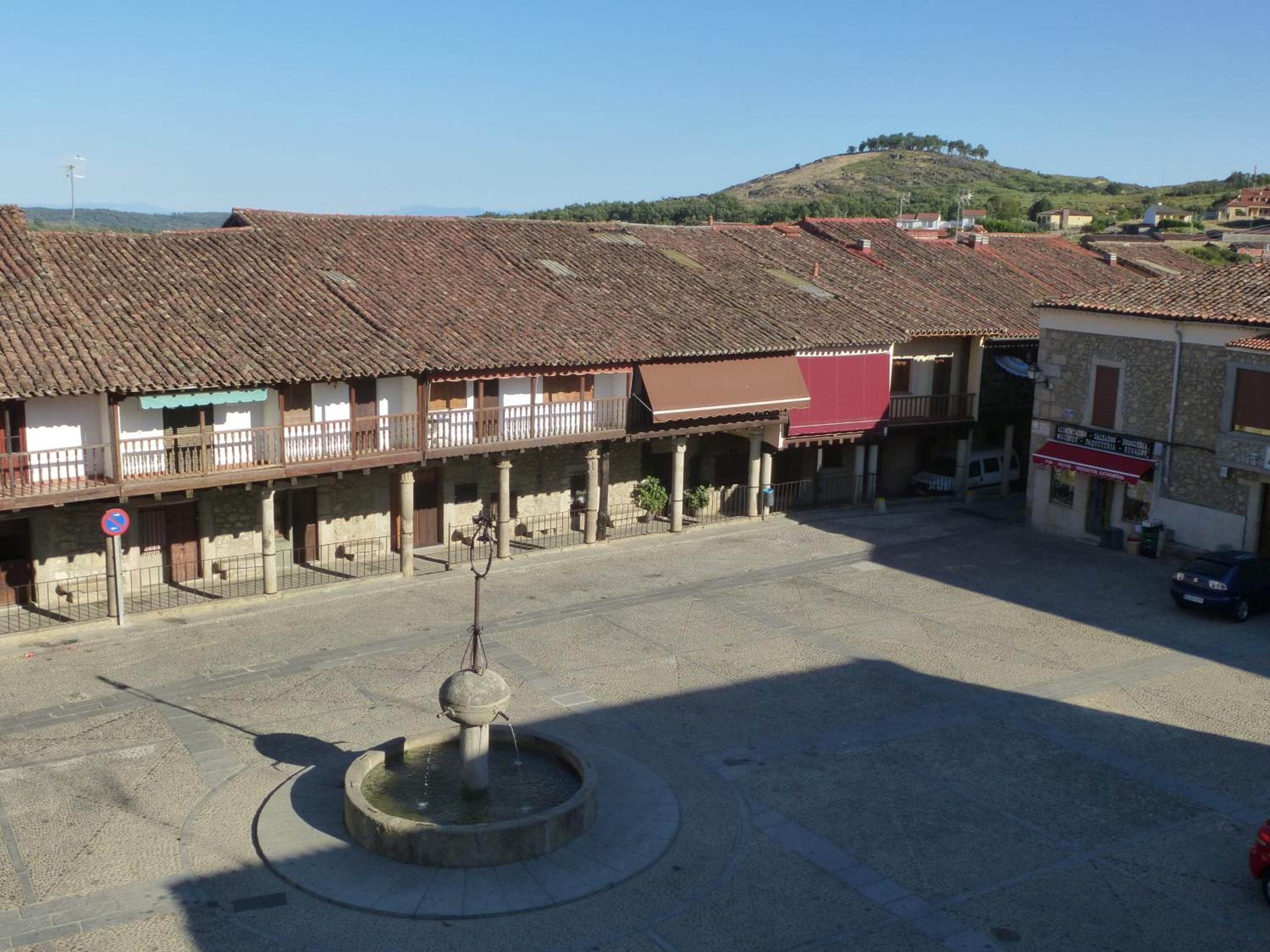 Apartamento de dos habitaciones con balcón
