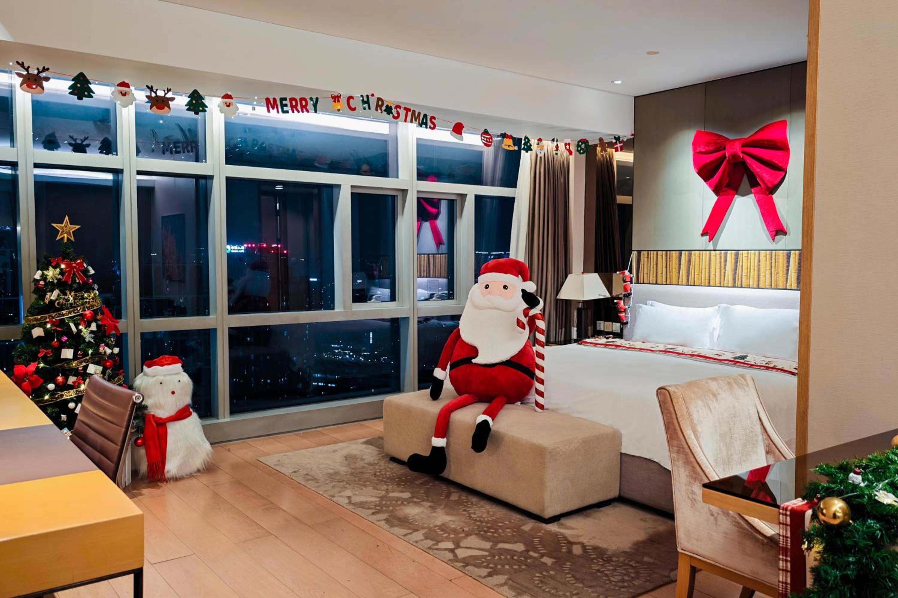 Christmas King Room