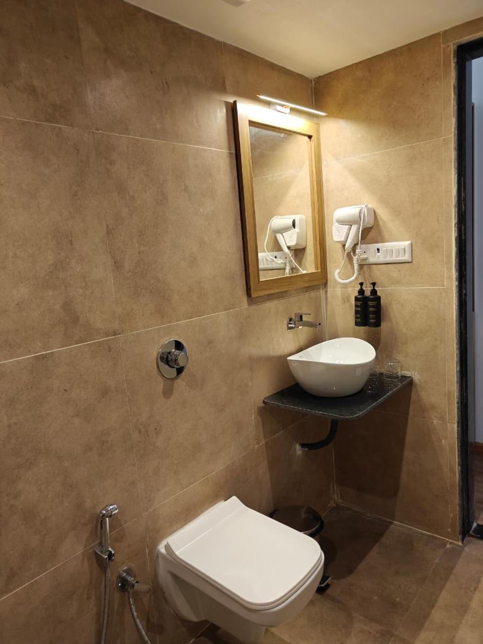  Executive Cottage Room - Photo 6