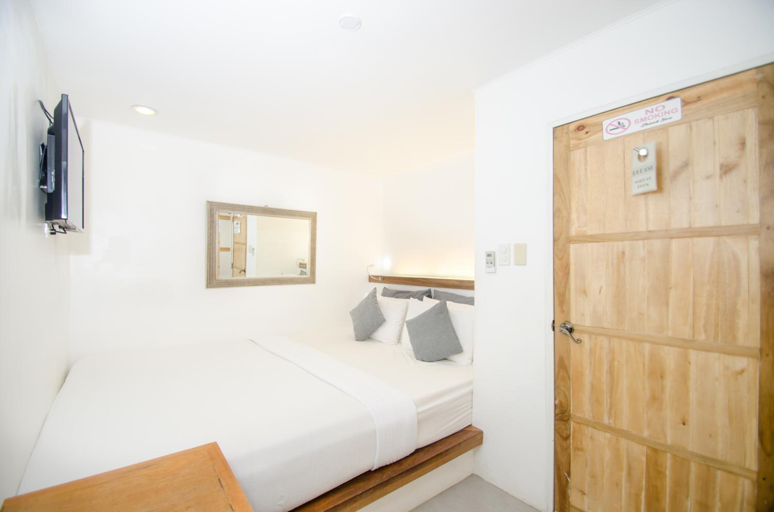 Double Room Standard B - No Window - Photo 5