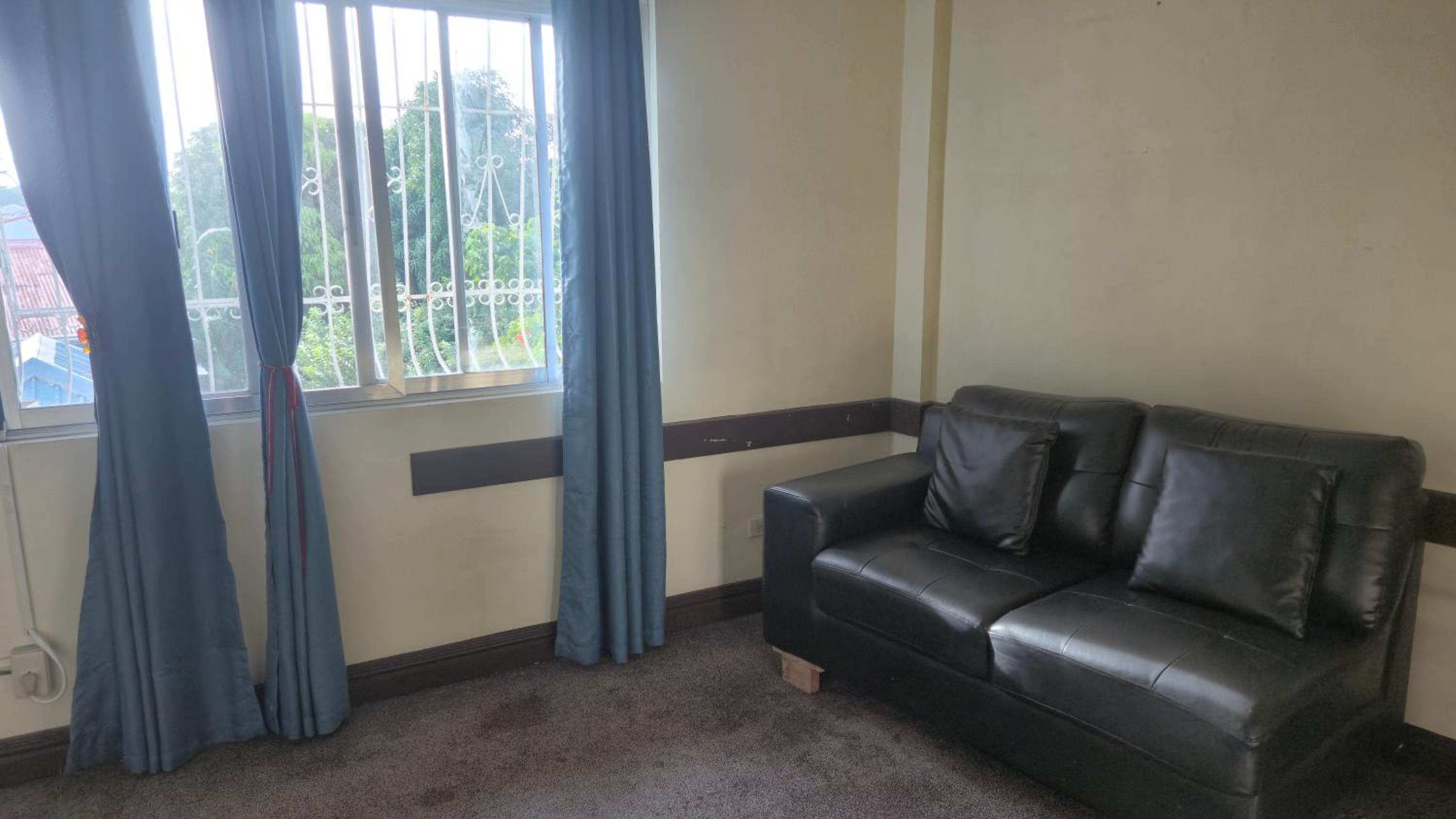 Family Room - Photo 1
