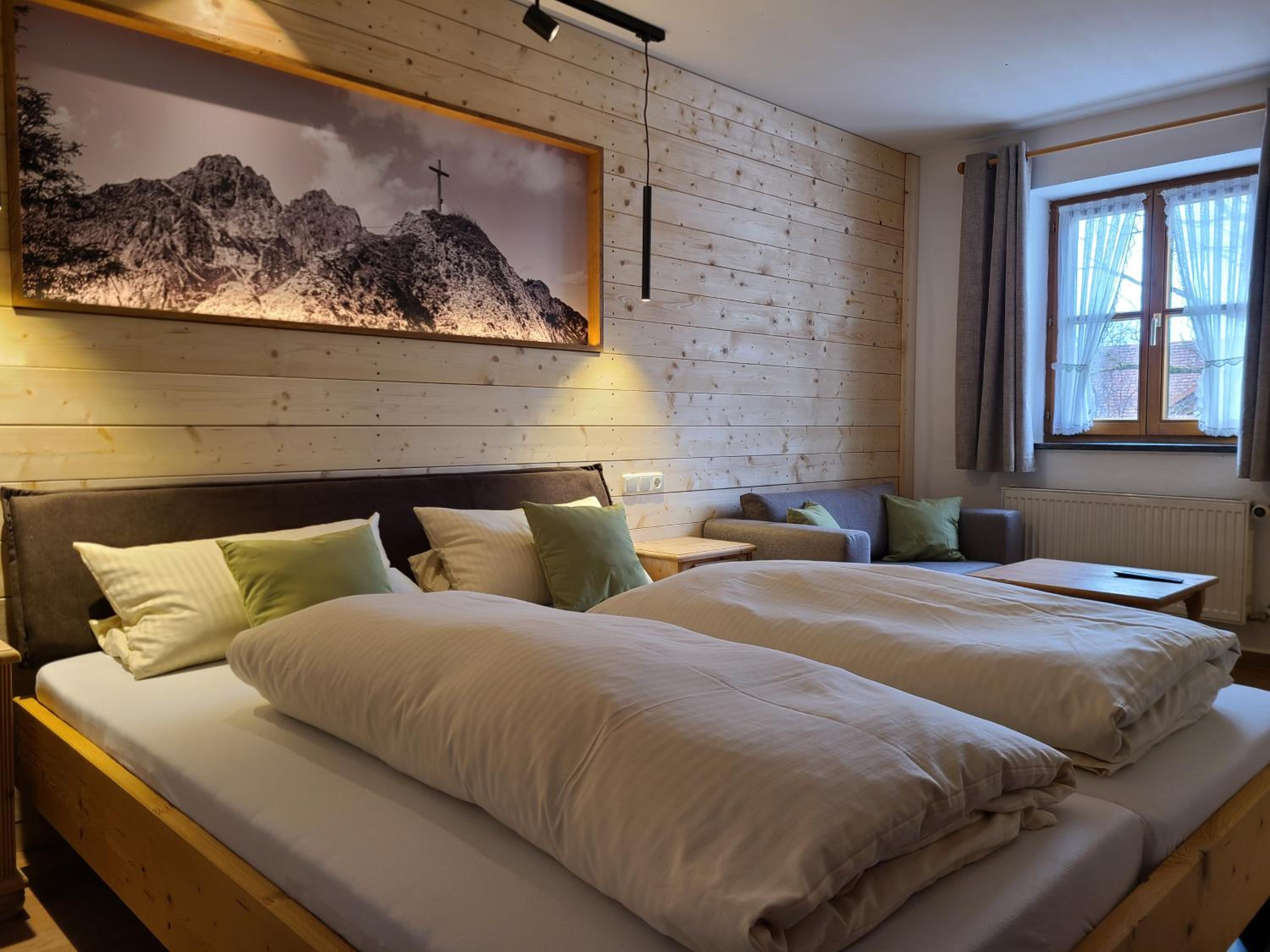 Classic Triple Room