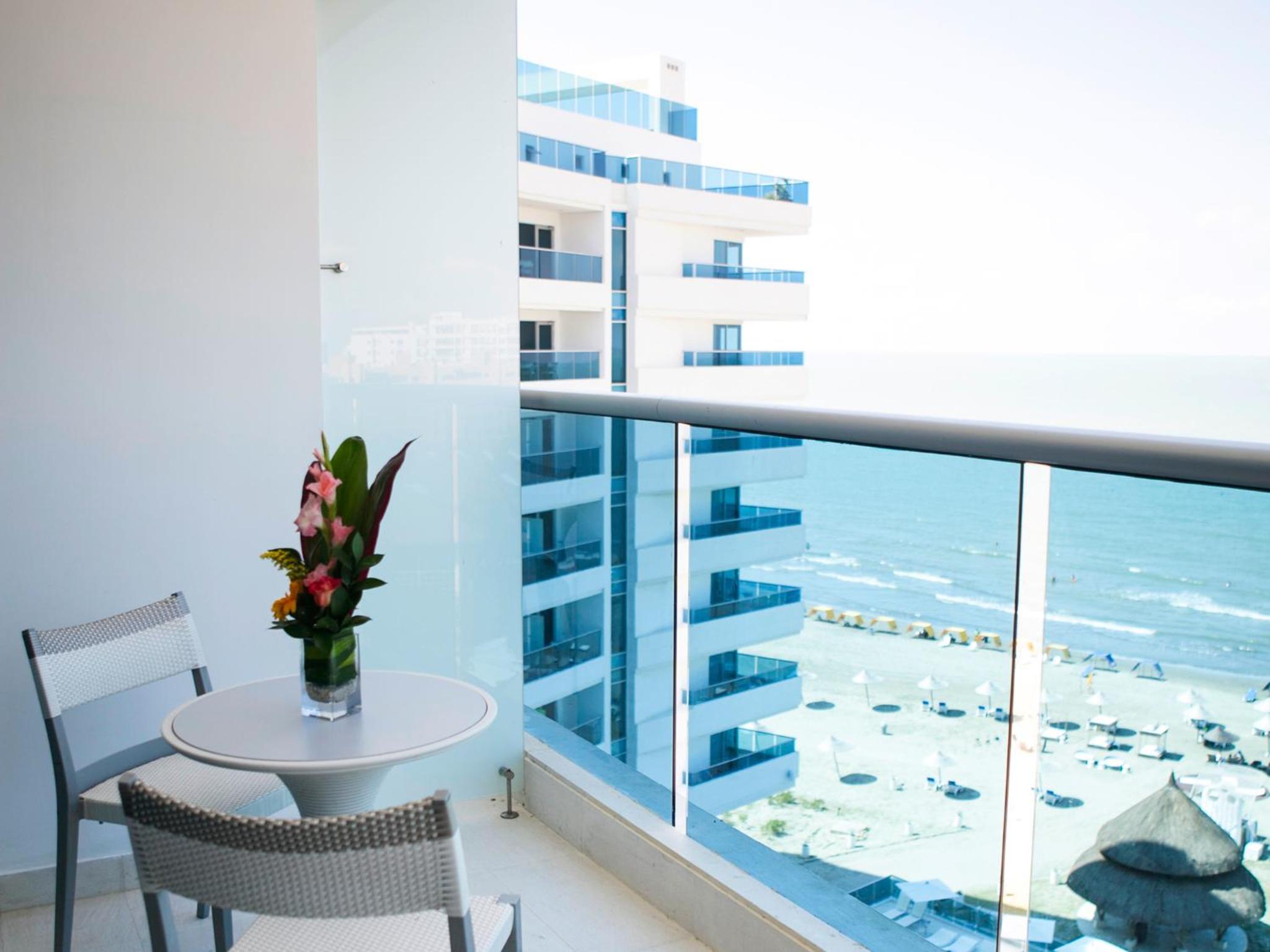 Superior Room with Sea View - Photo 4