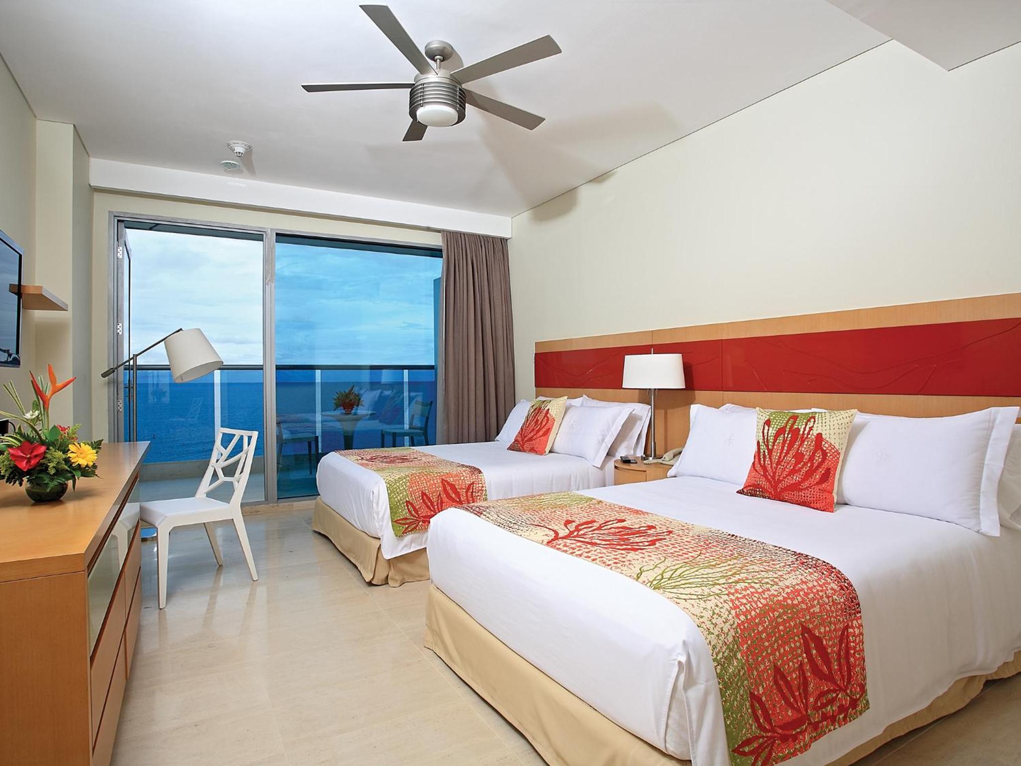 Superior Room with Sea View - Photo 2
