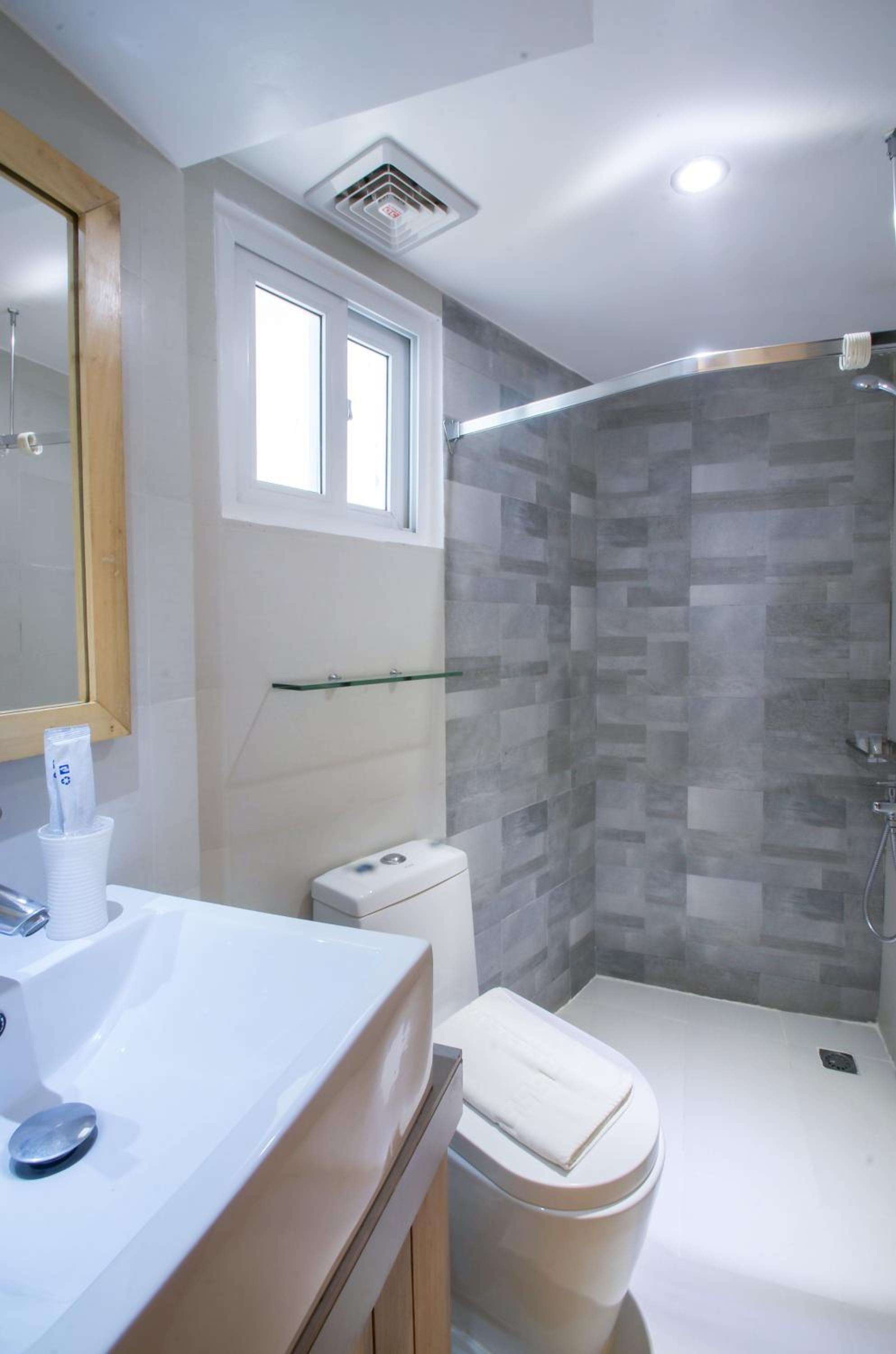Deluxe Room - Photo 2