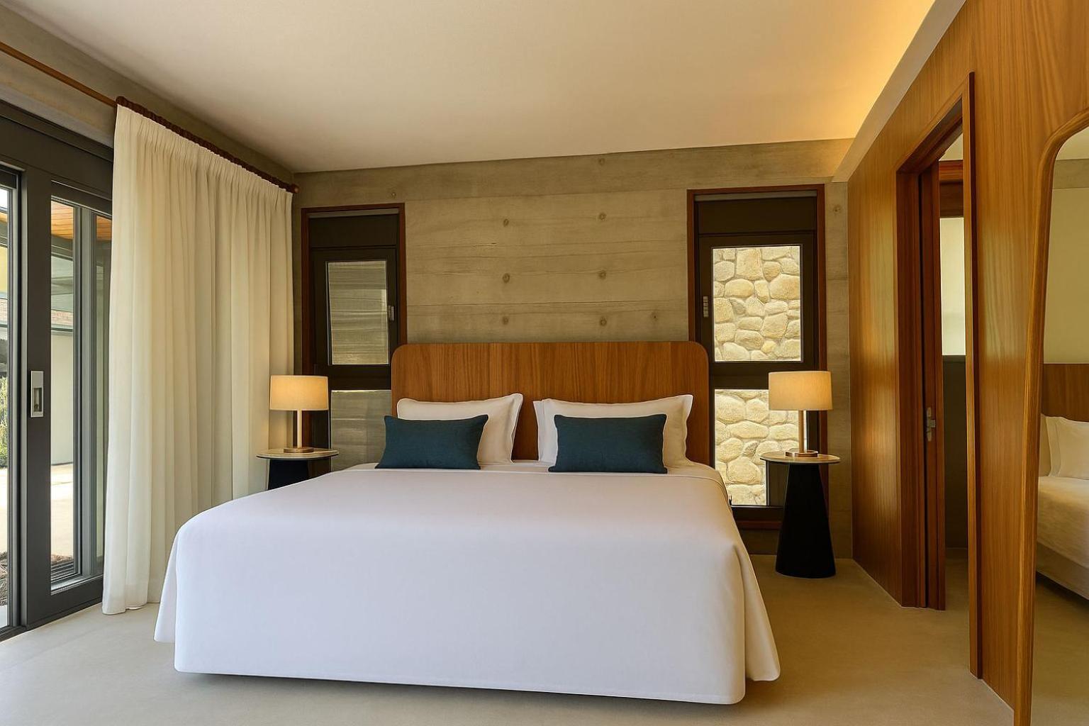 Villa photo 1