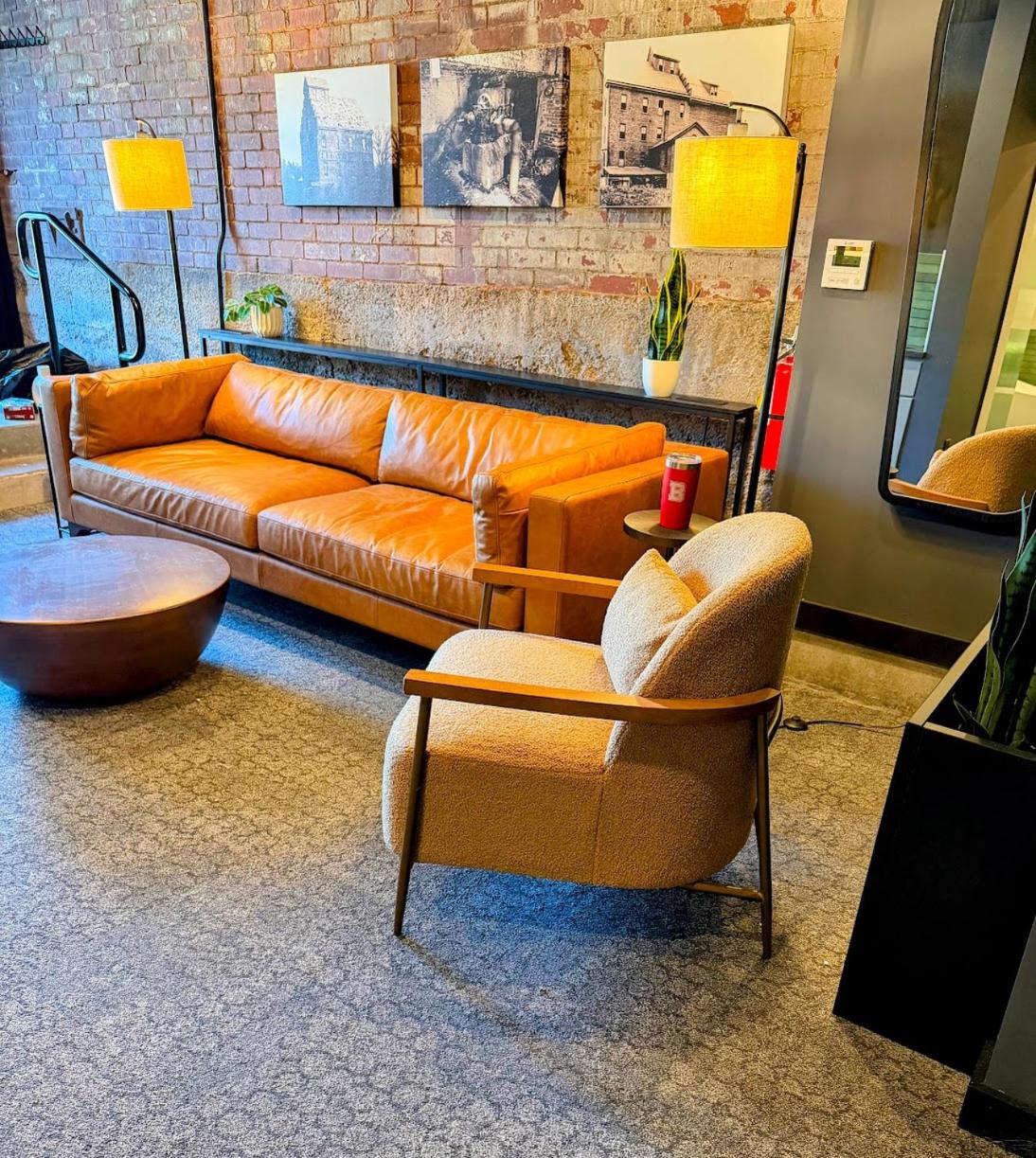 Deluxe King Suite