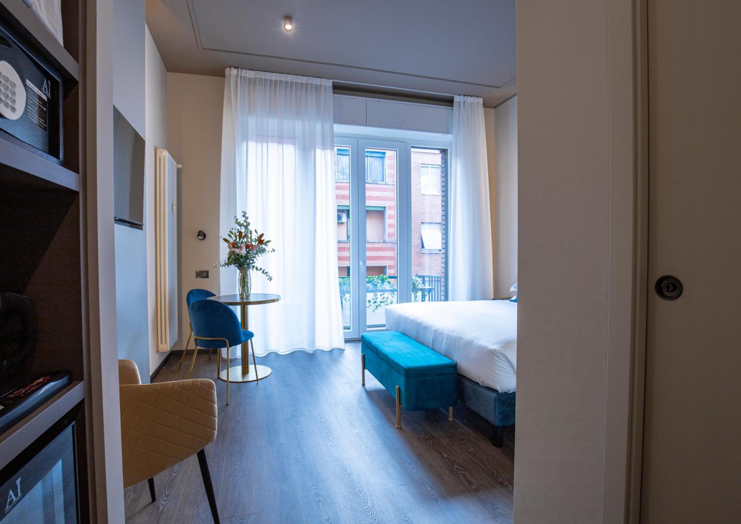 Triple Room with Balcony