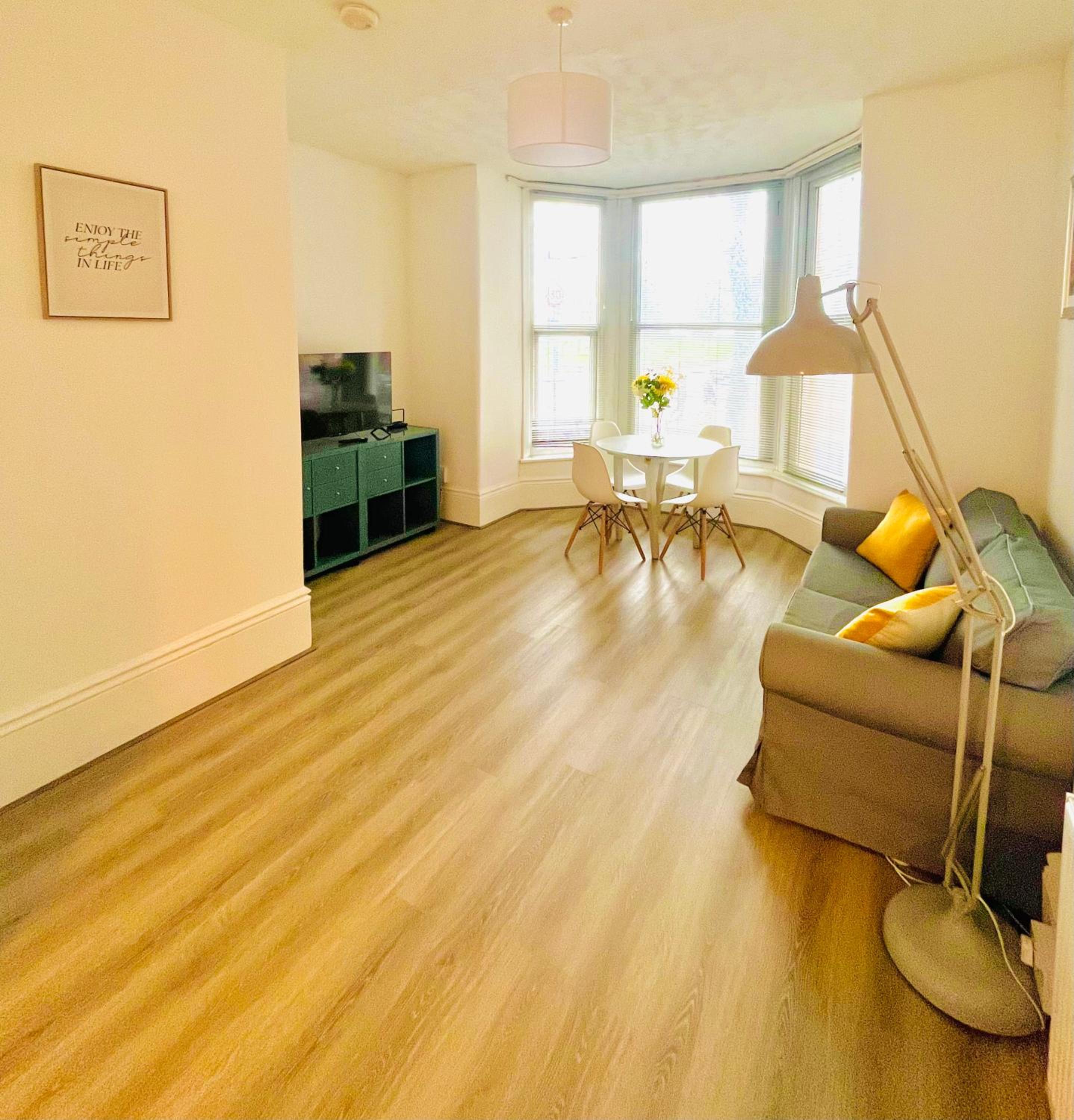 Apartment with Park View photo 2