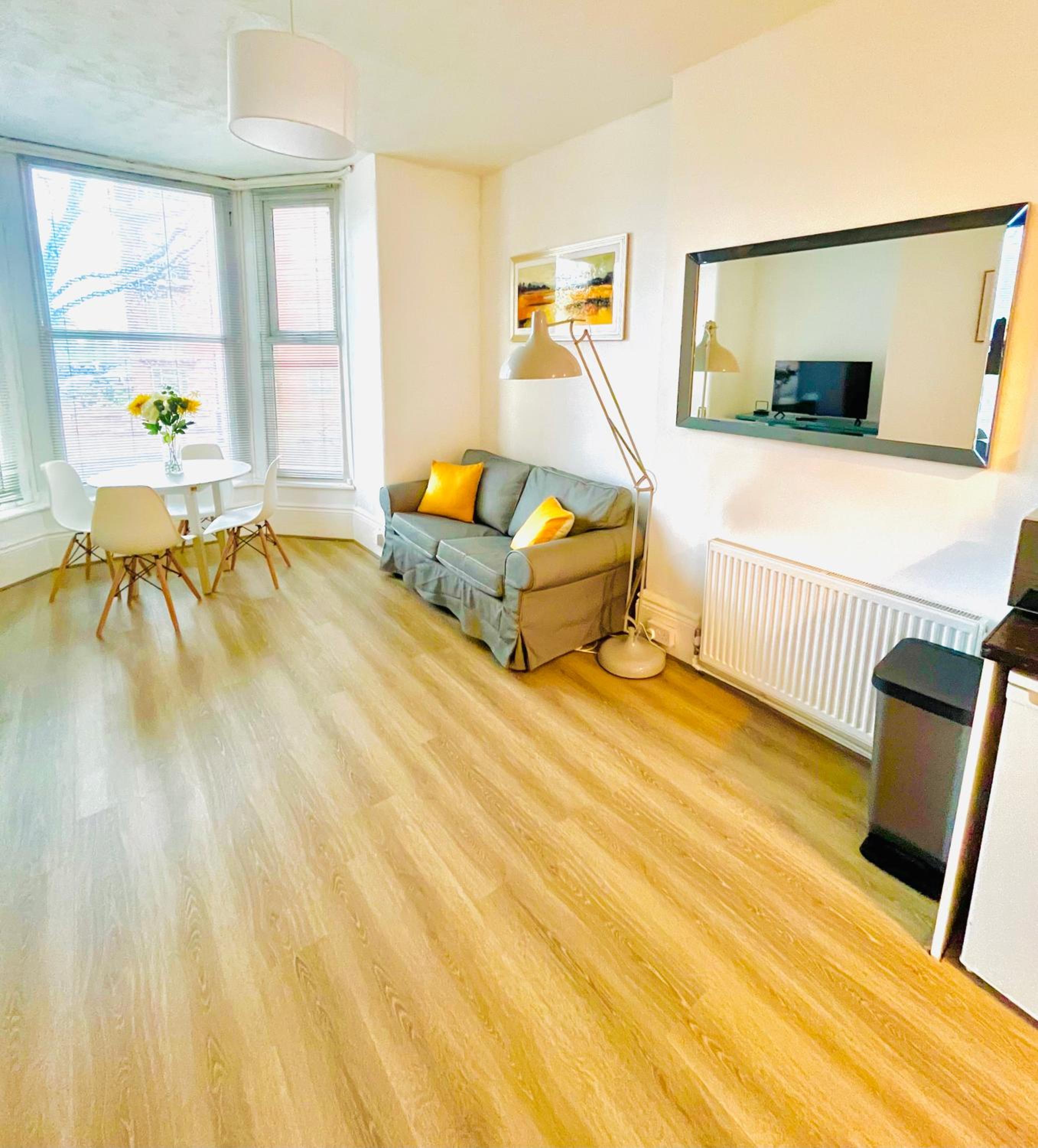 Apartment with Park View photo 3