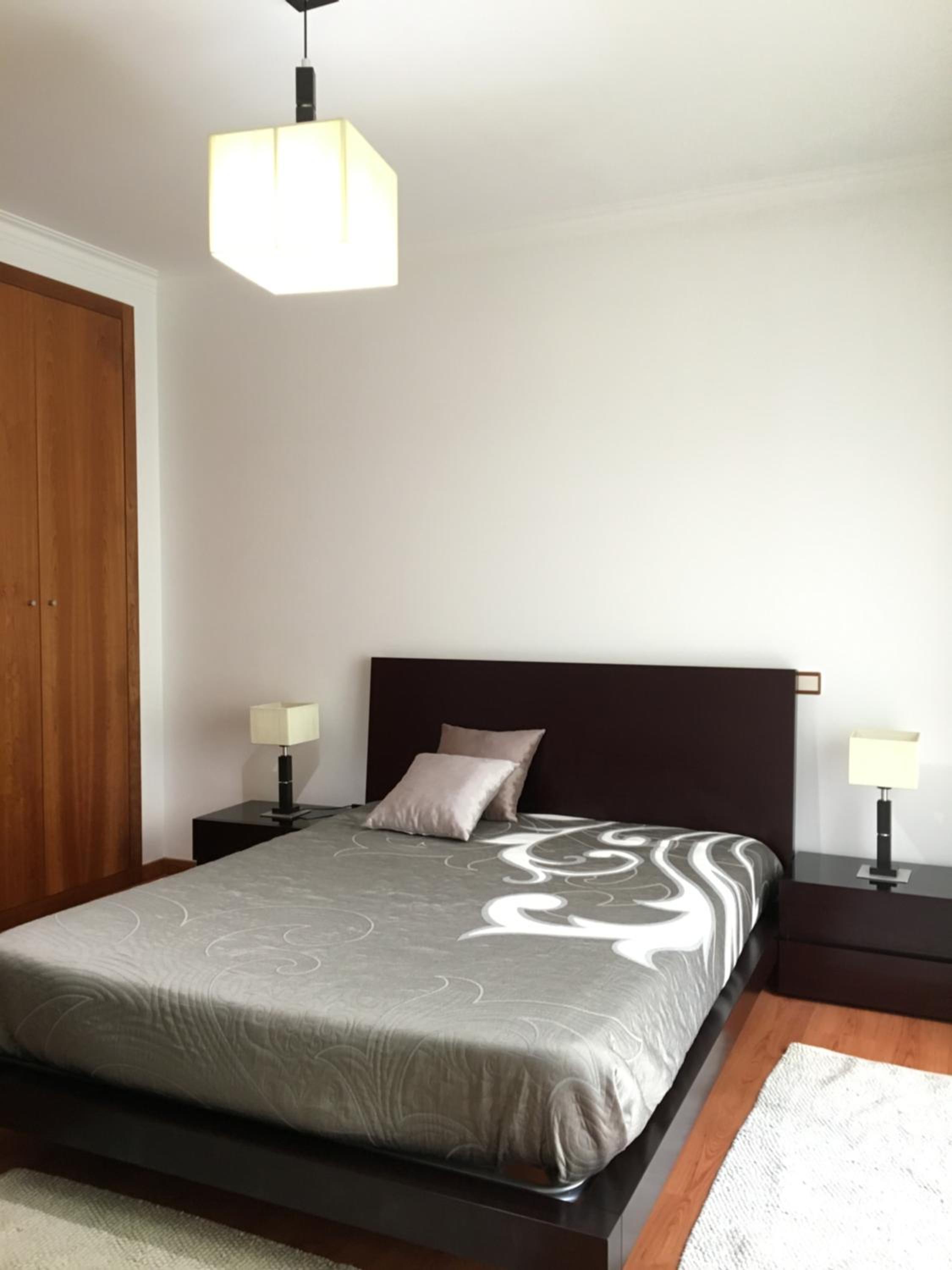 Two-Bedroom Apartment - Photo 12