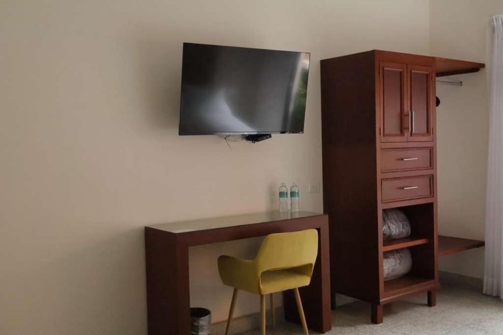 Superior Queen Room with Two Queen Beds photo 1