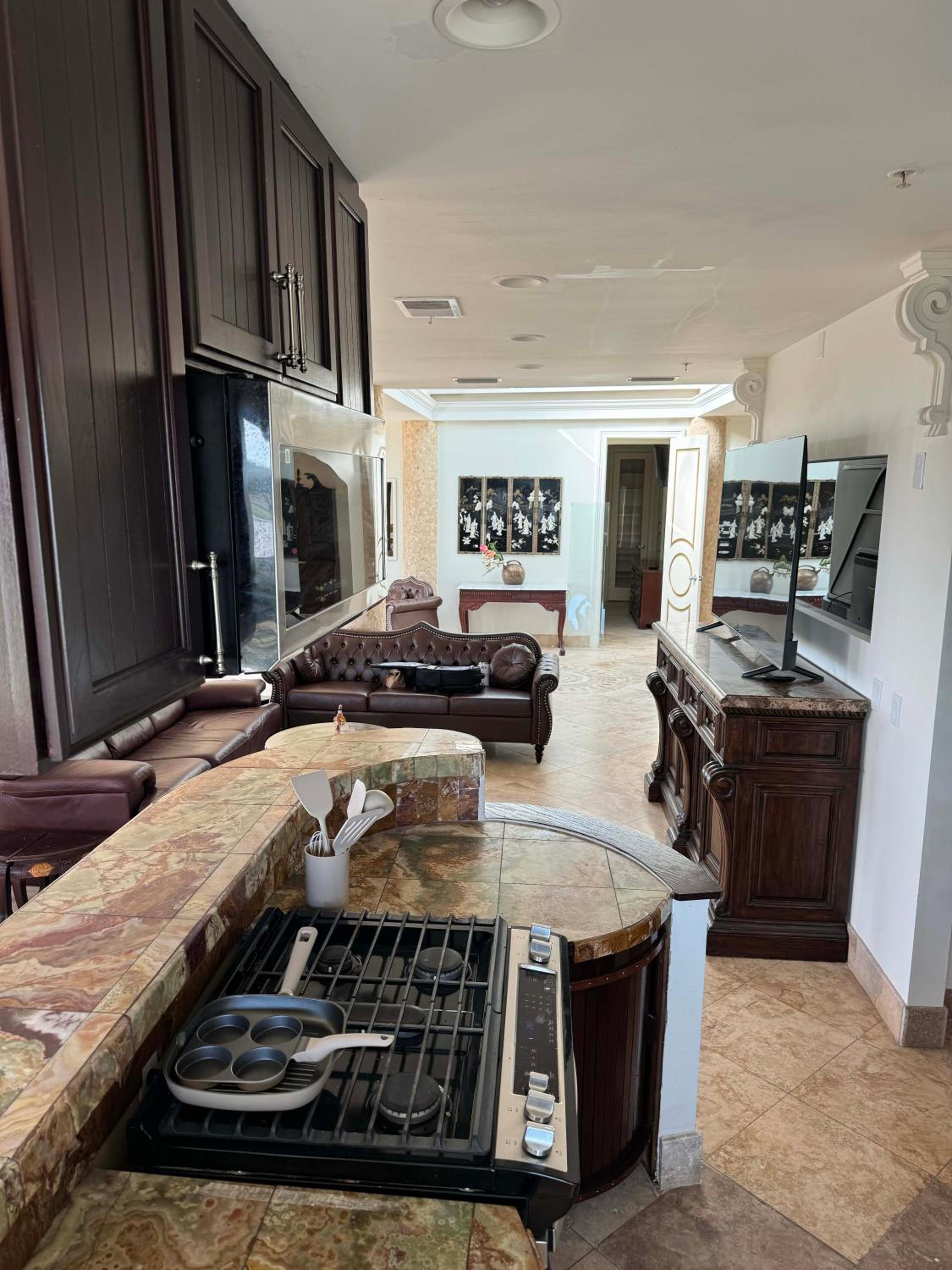 Four-Bedroom Apartment