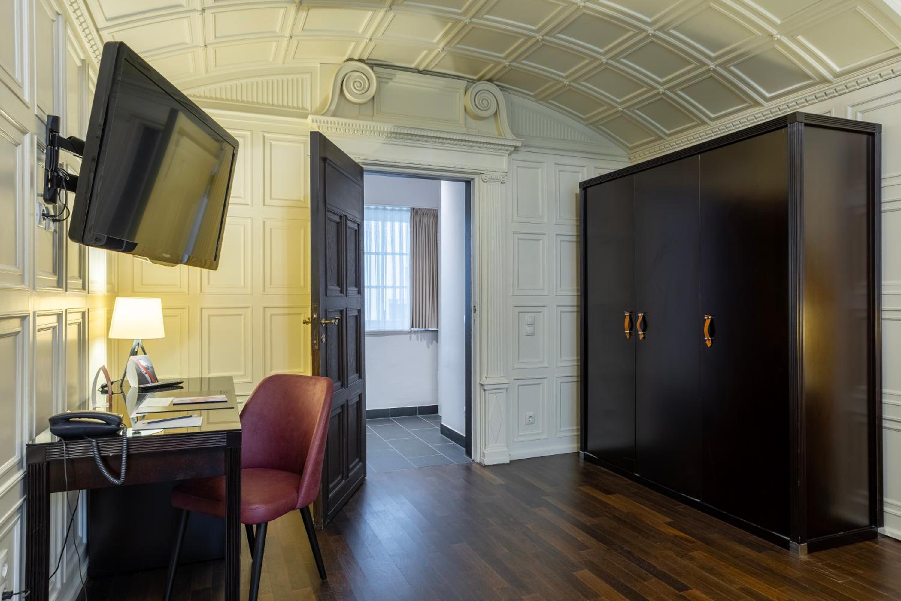 Superior Suite