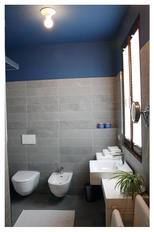 Triple Room with Private Bathroom photo 2