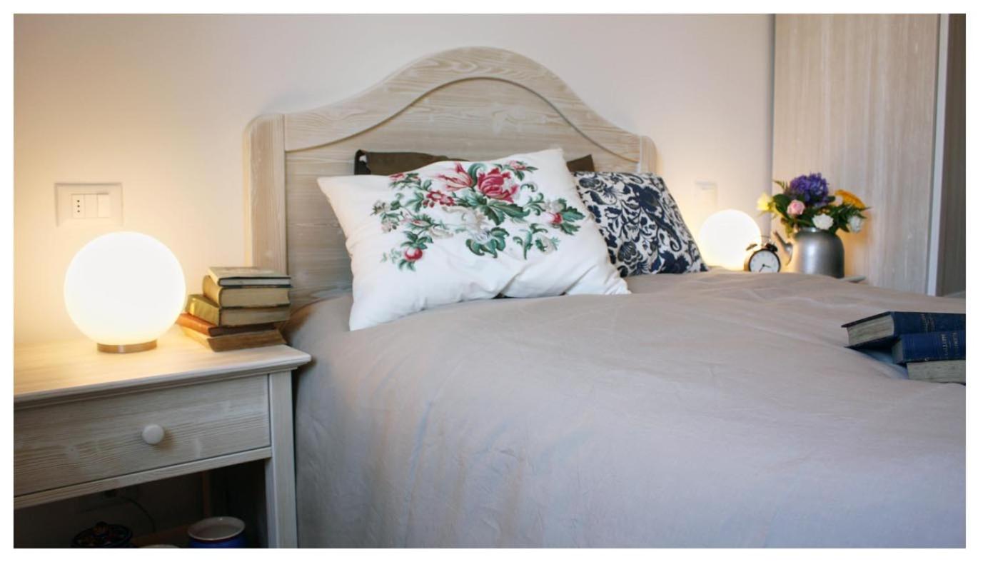 Single Room with Private Bathroom photo 2