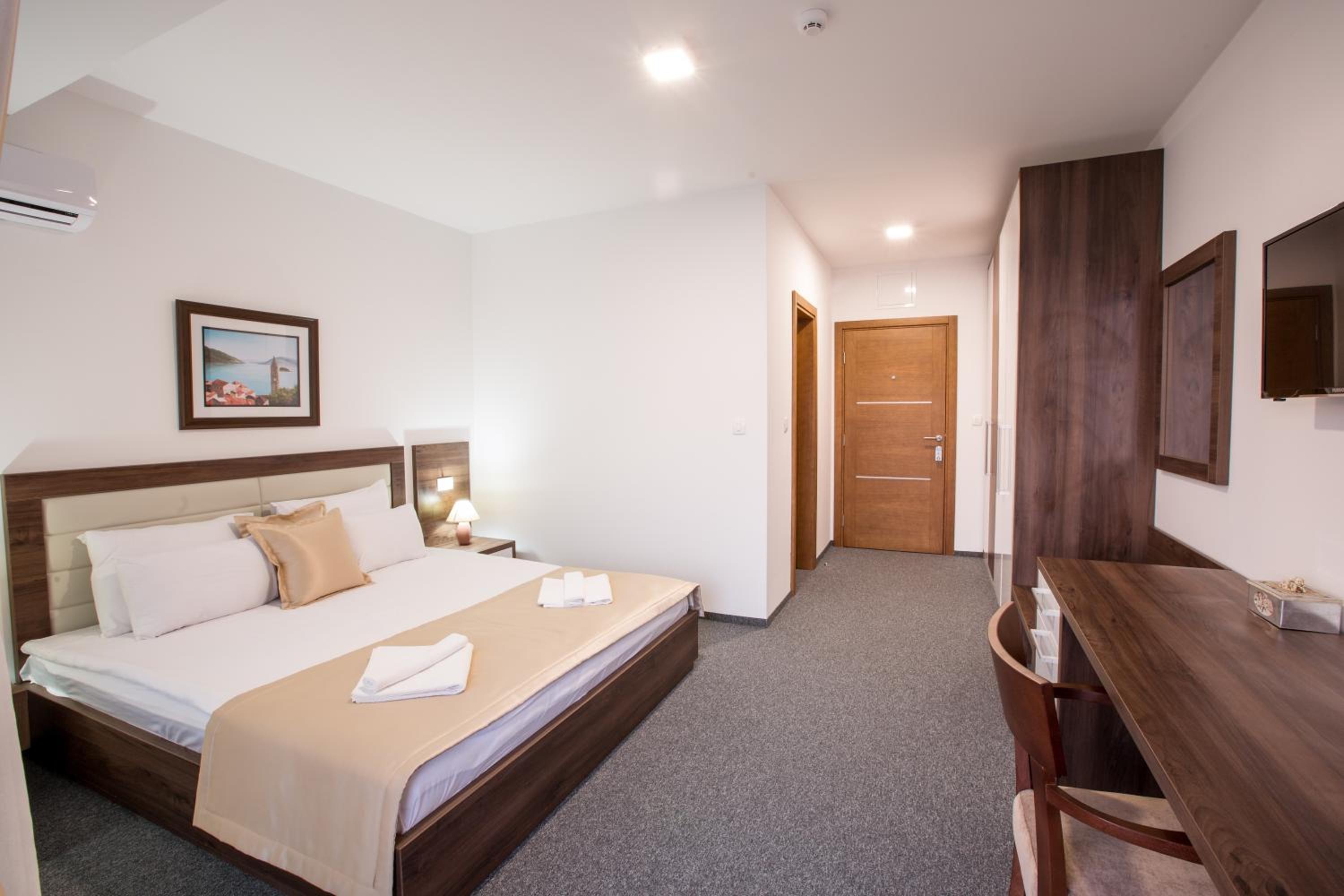 Double Room with Terrace - Photo 1