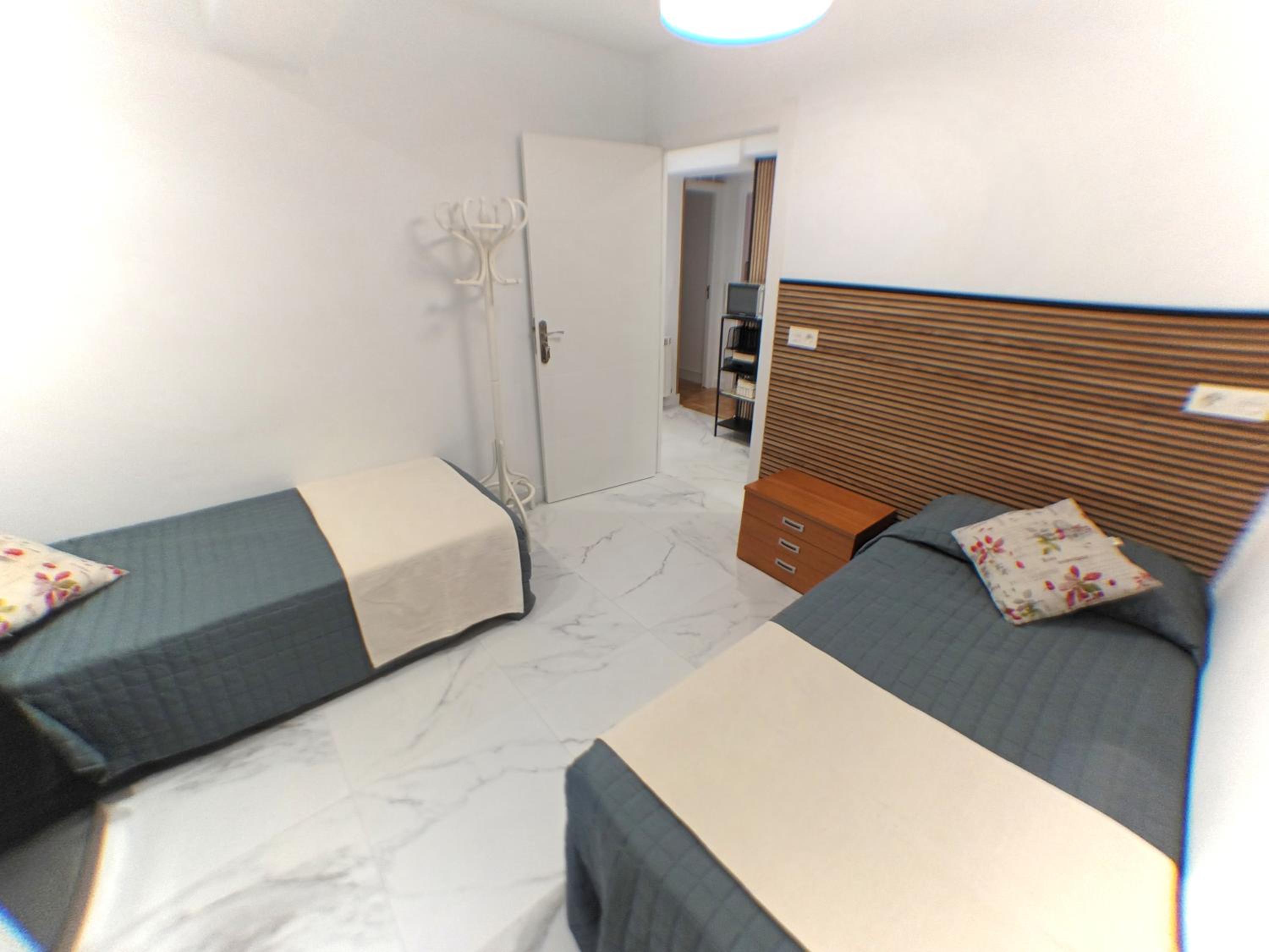 Twin Room with Private Bathroom