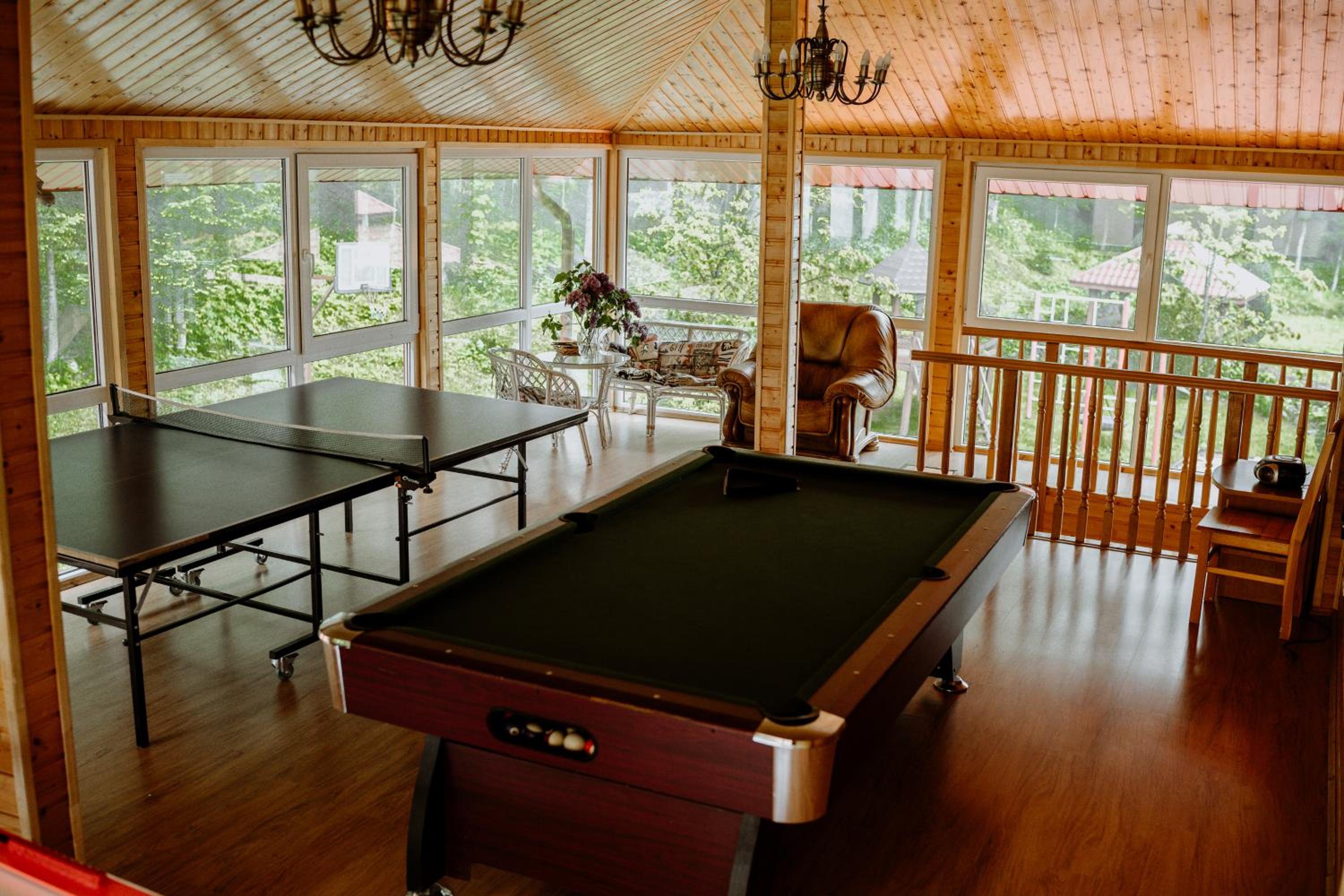 Seven-Bedroom House photo 1