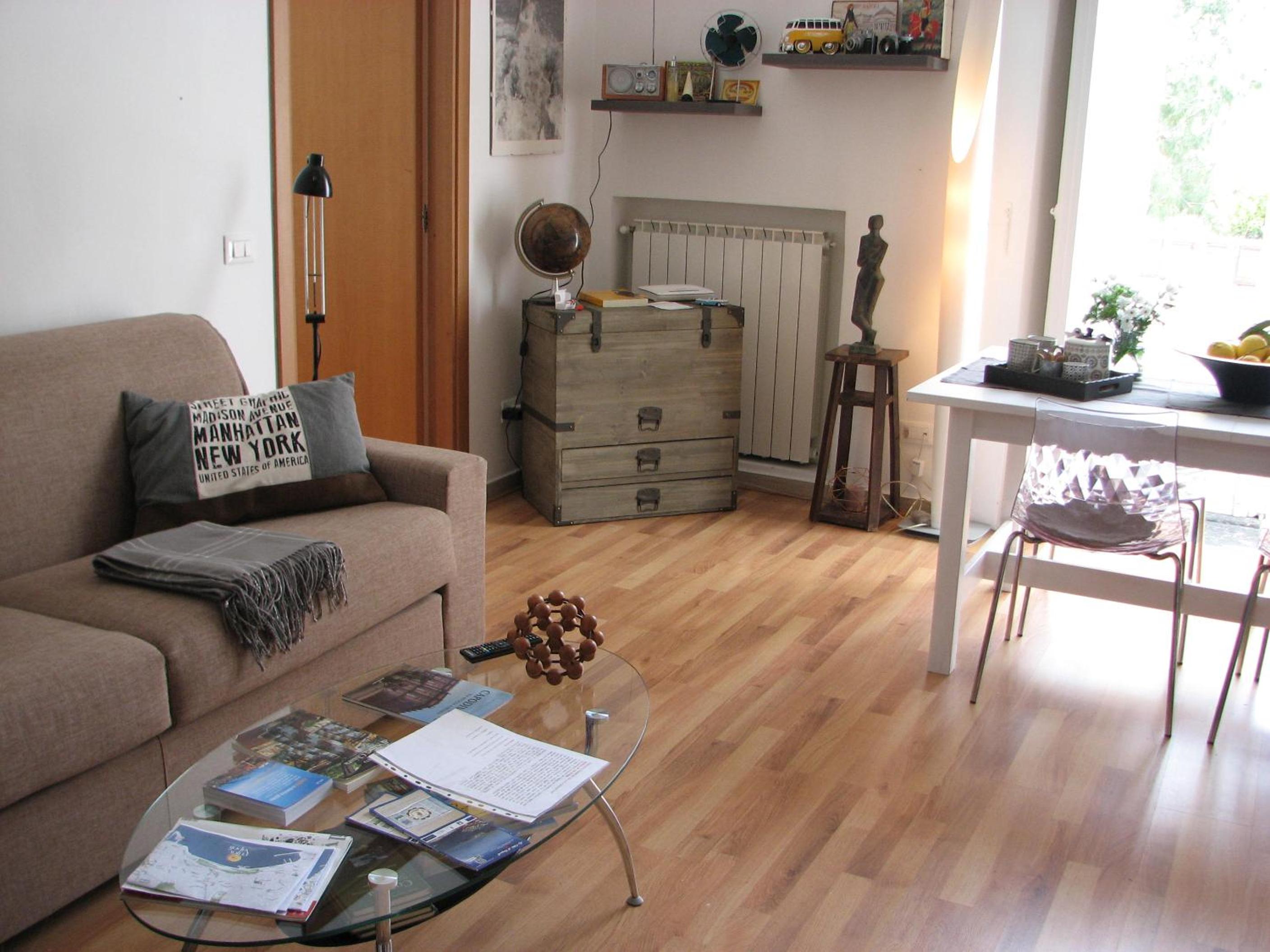 One-Bedroom Apartment