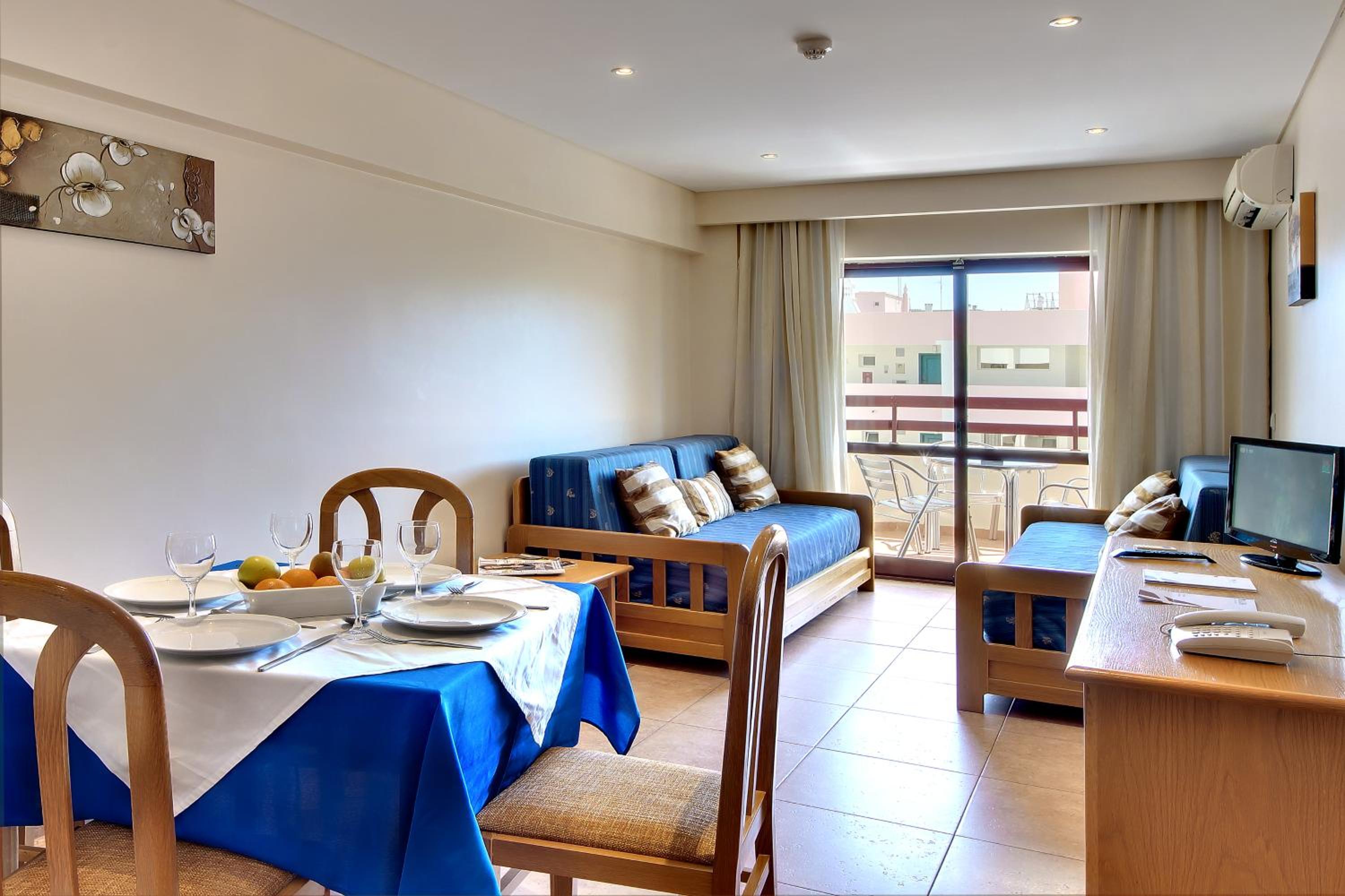 One-Bedroom Apartment (3 Adults + 1 Child)