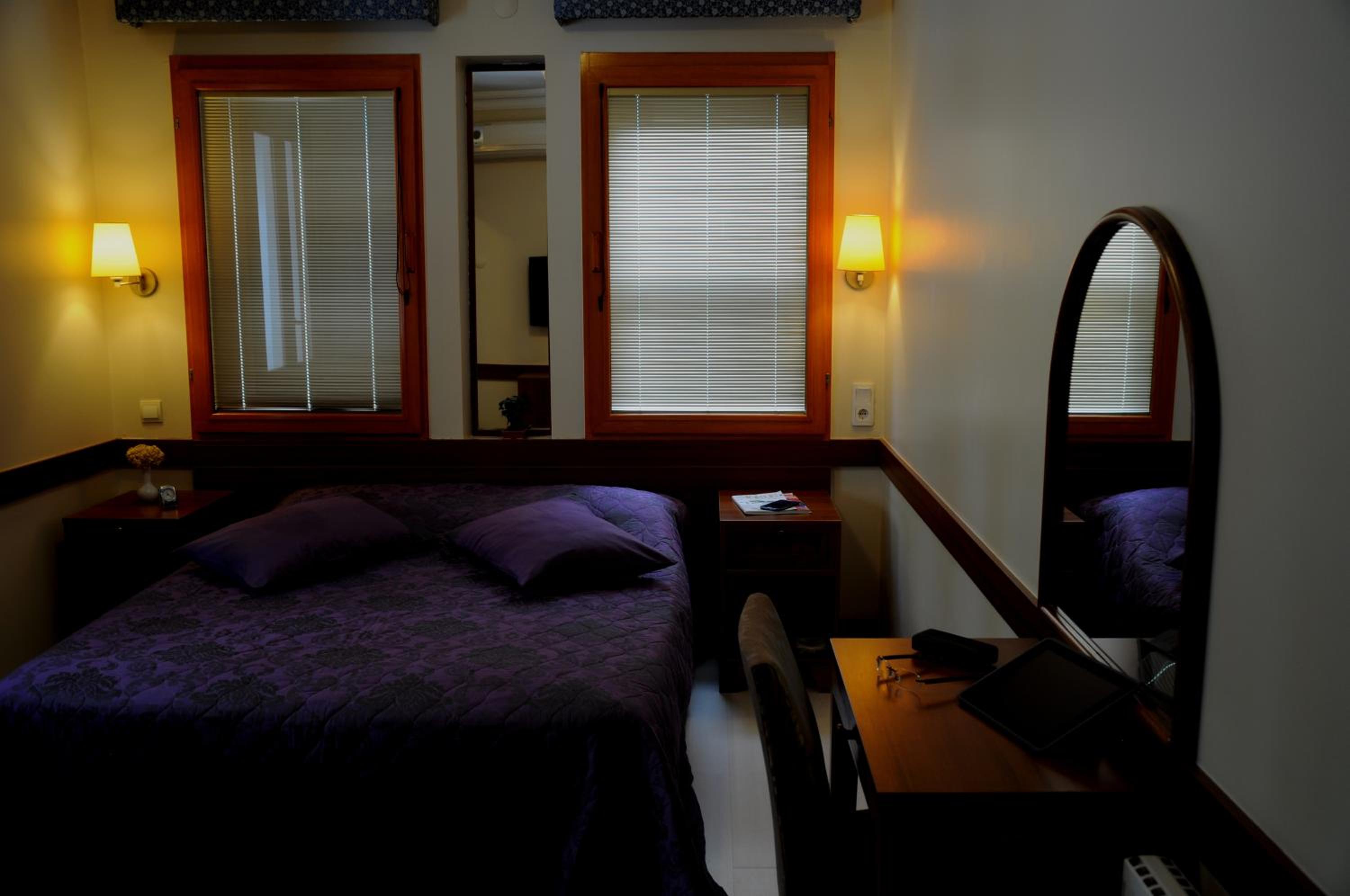 Standard Double or Twin Room photo 3