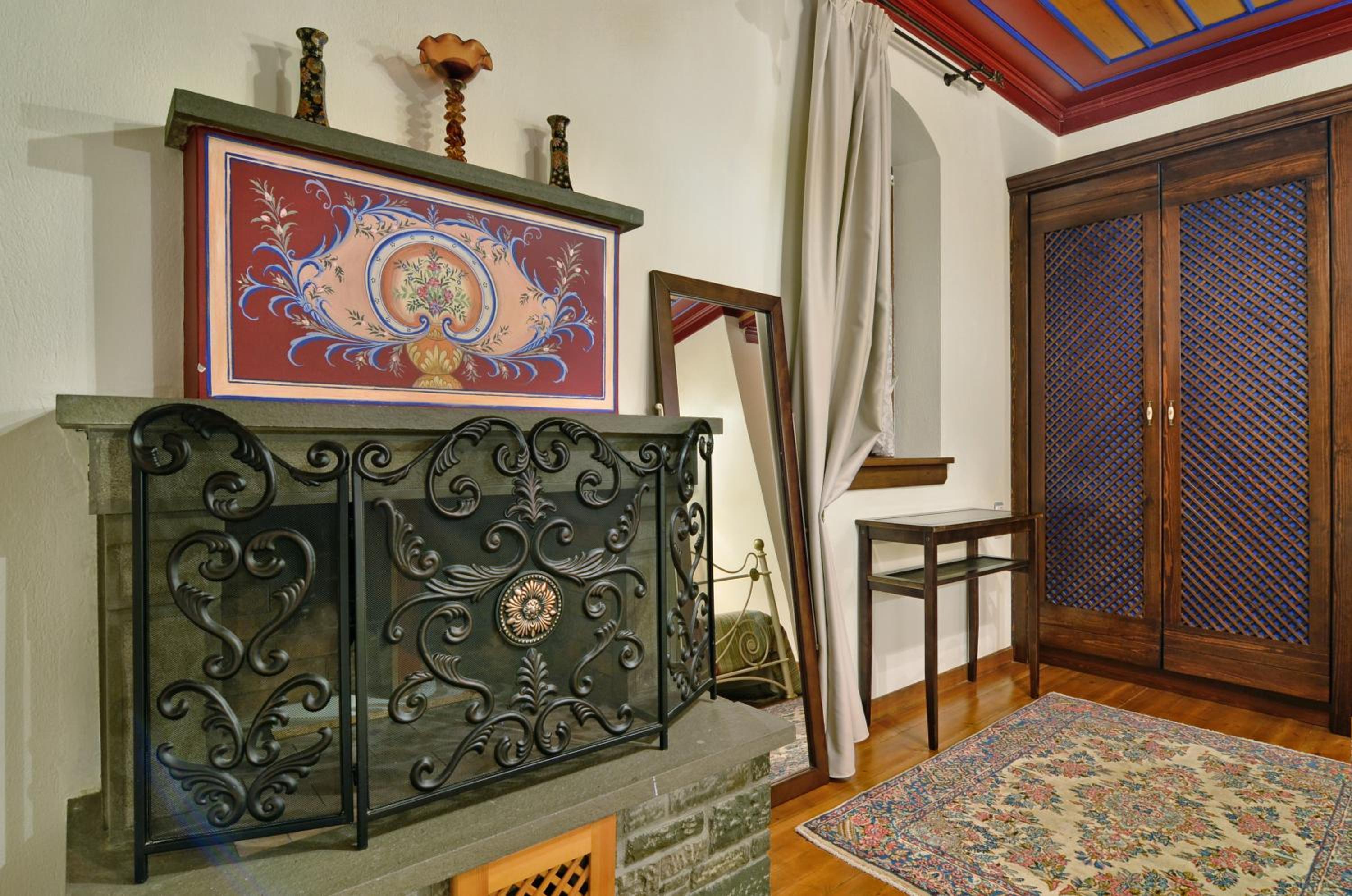 Deluxe Double Room with Fireplace - Photo 4