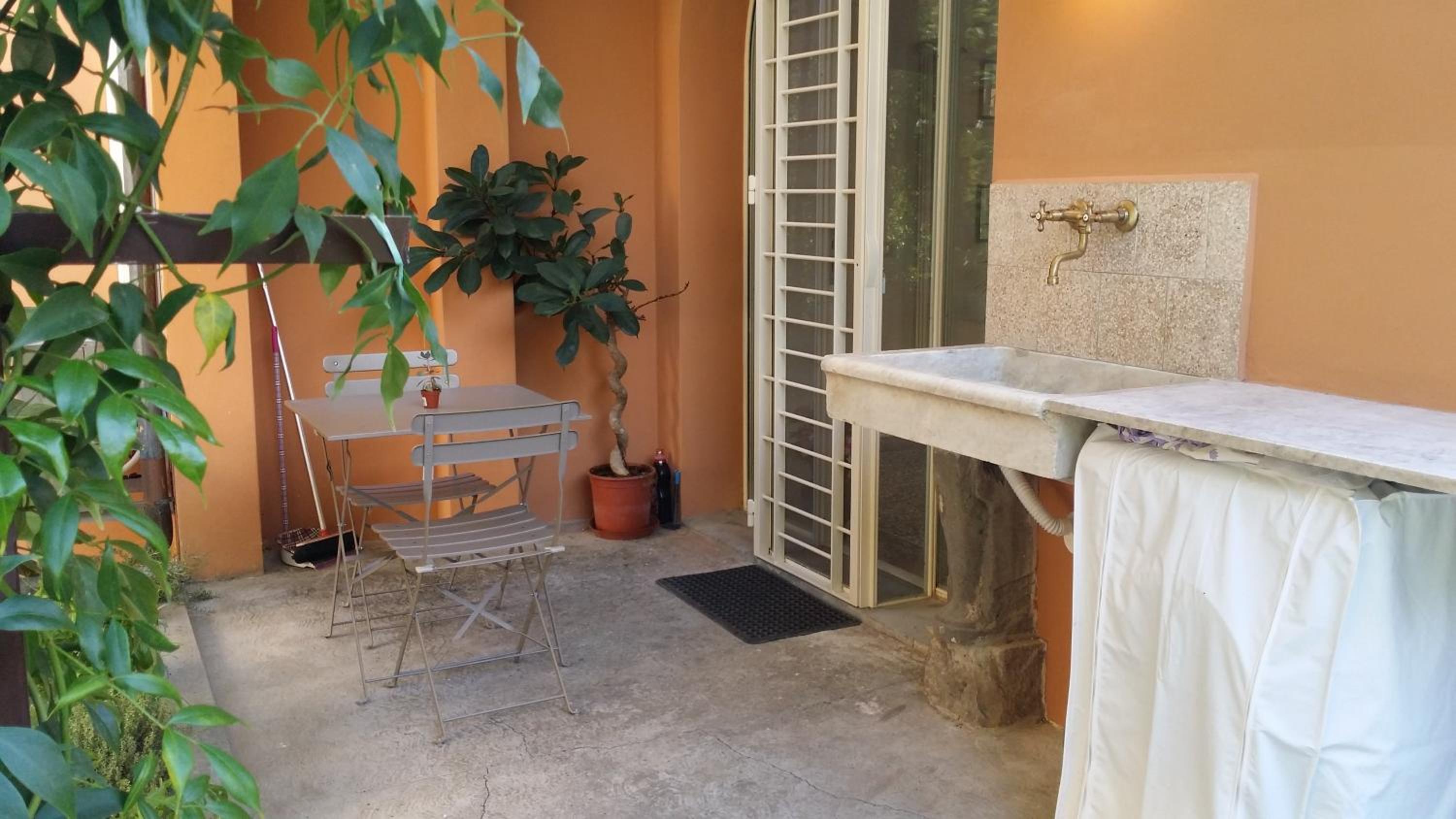 Studio with Garden View photo 3