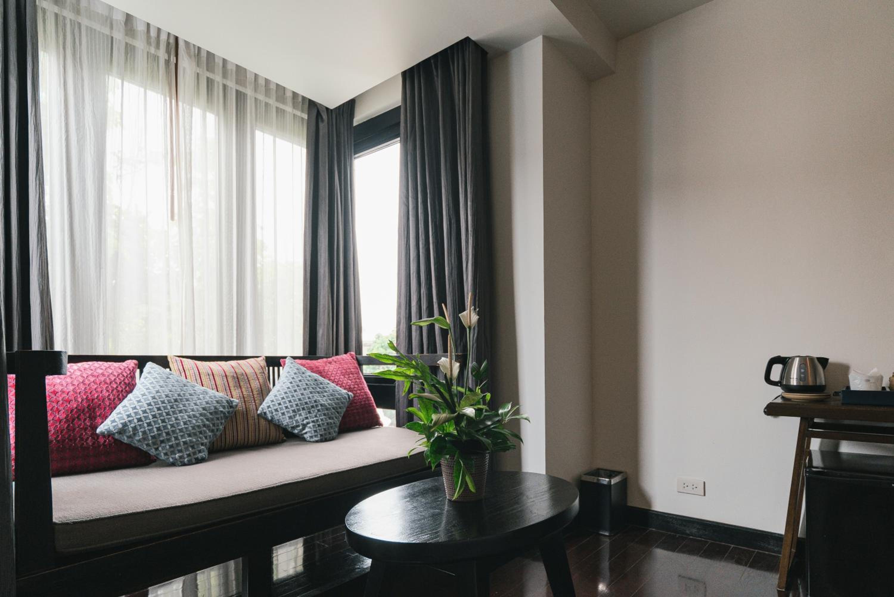 Large Twin Room