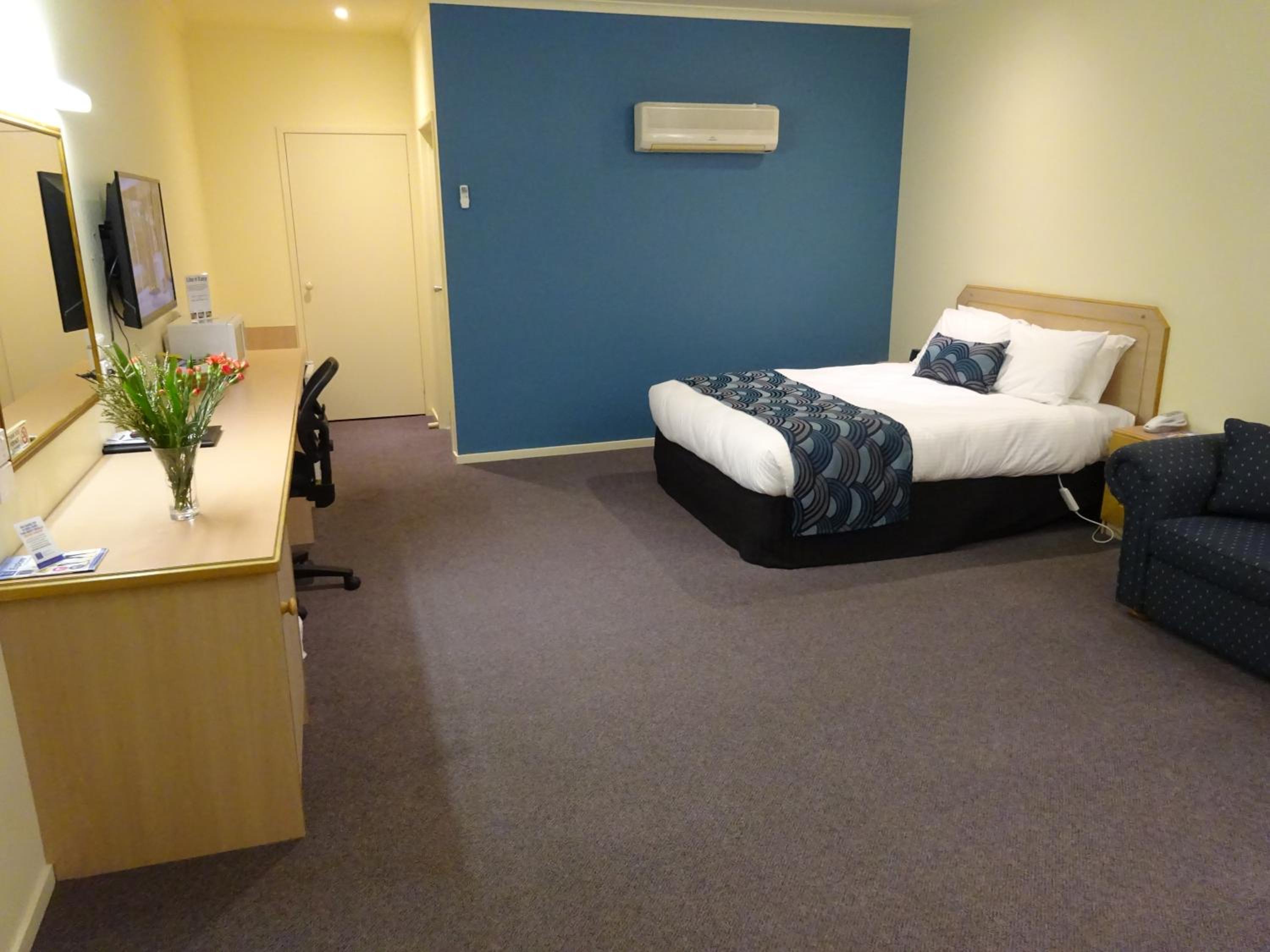 Deluxe Double Room with Spa Bath  - Photo 6
