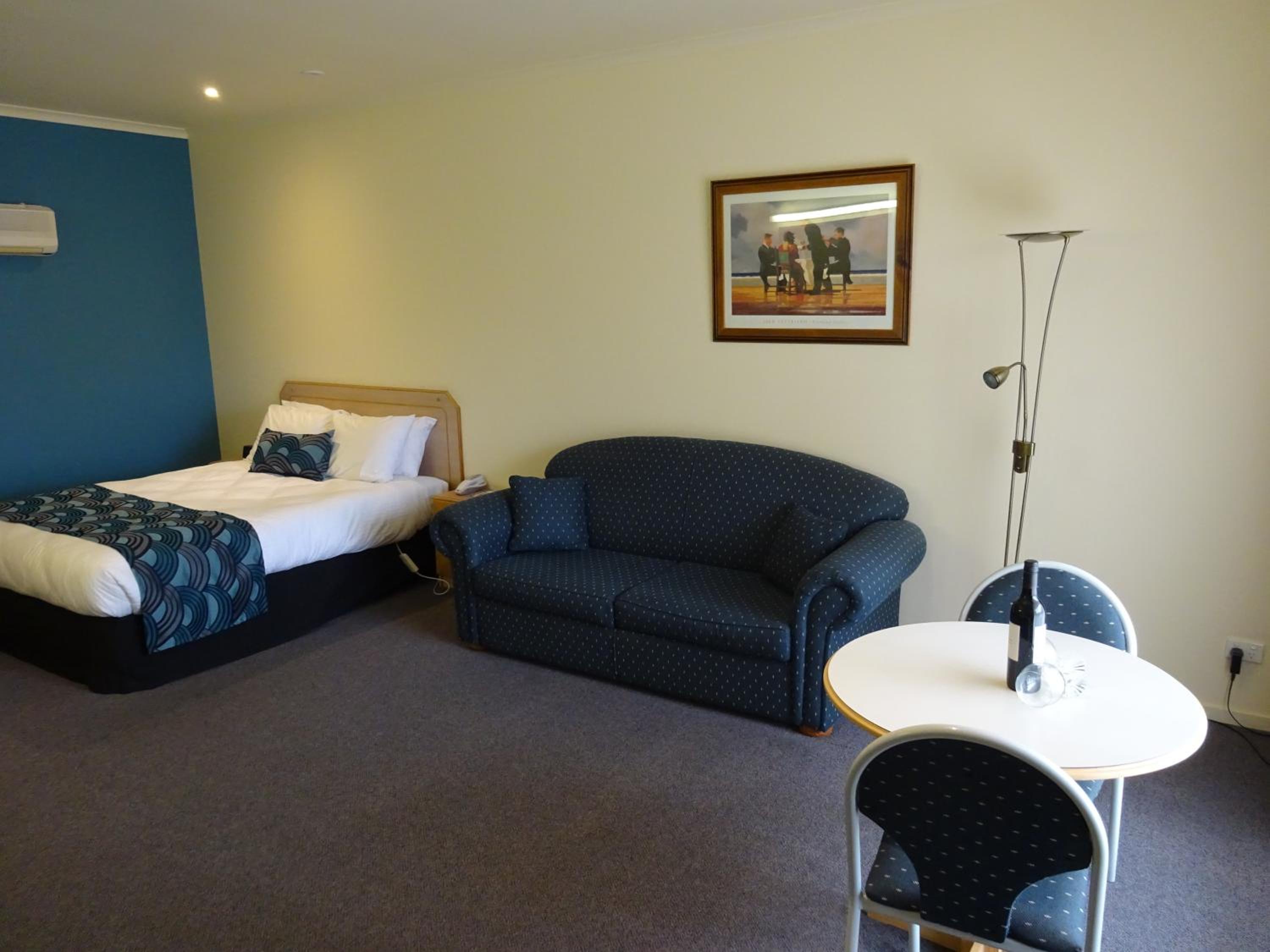 Deluxe Double Room with Spa Bath  - Photo 1