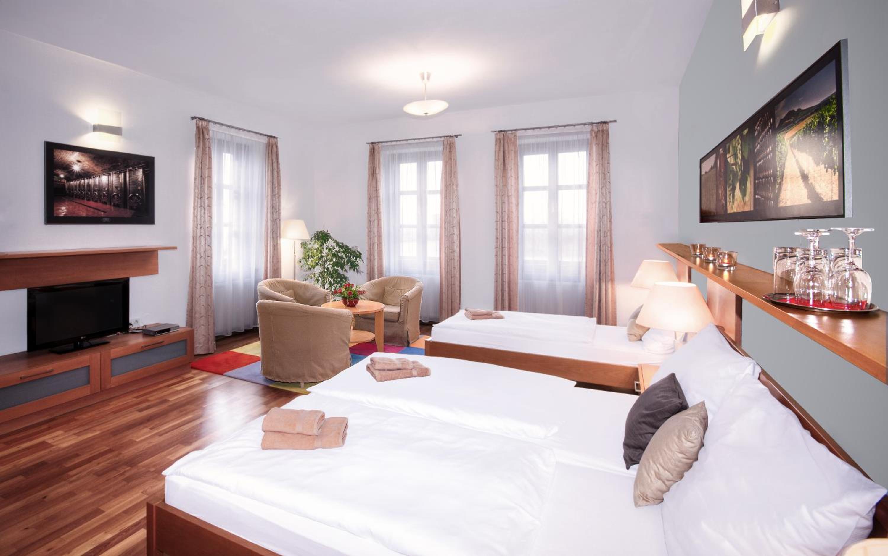 Triple Room