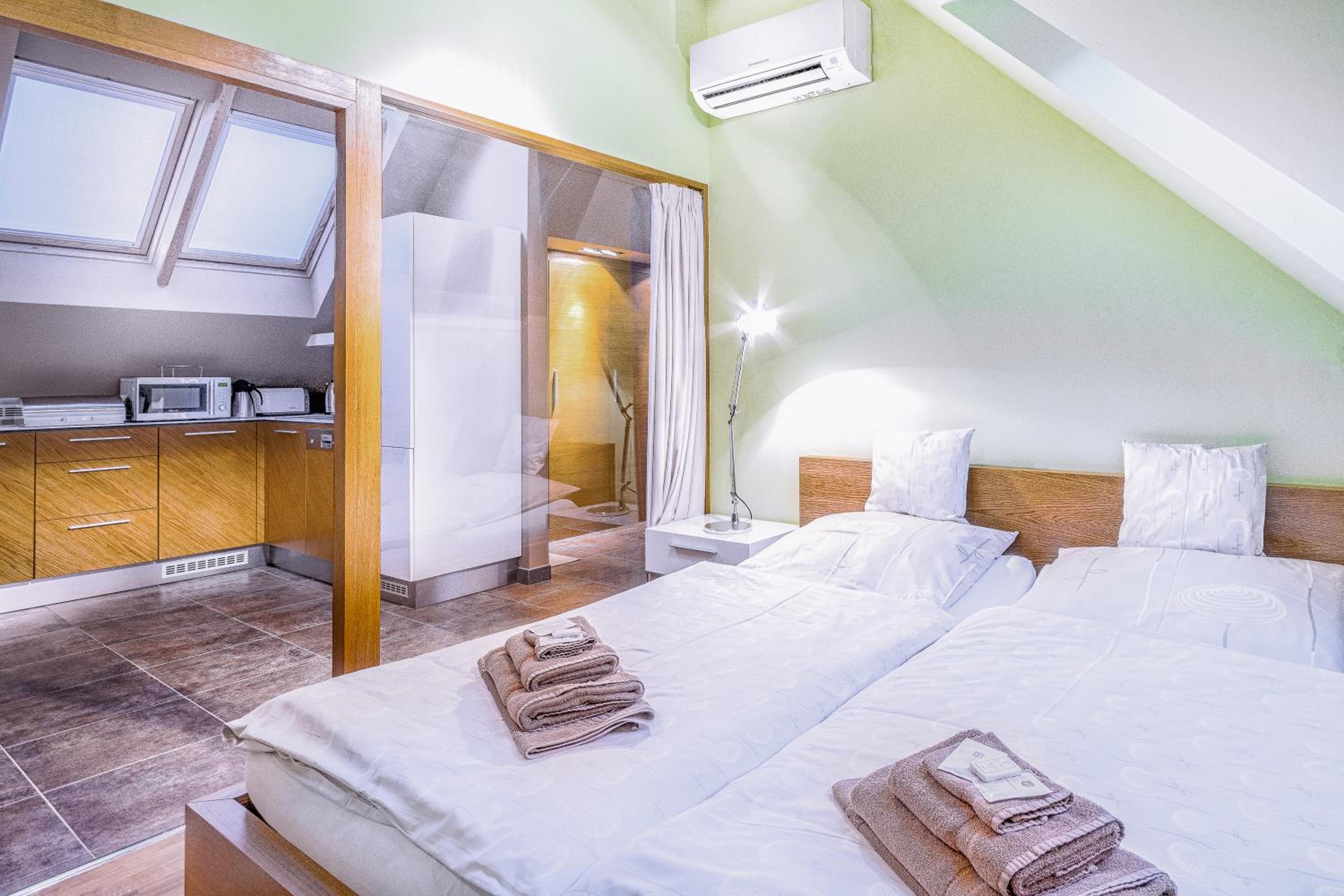 Apartment with Air-Conditioning