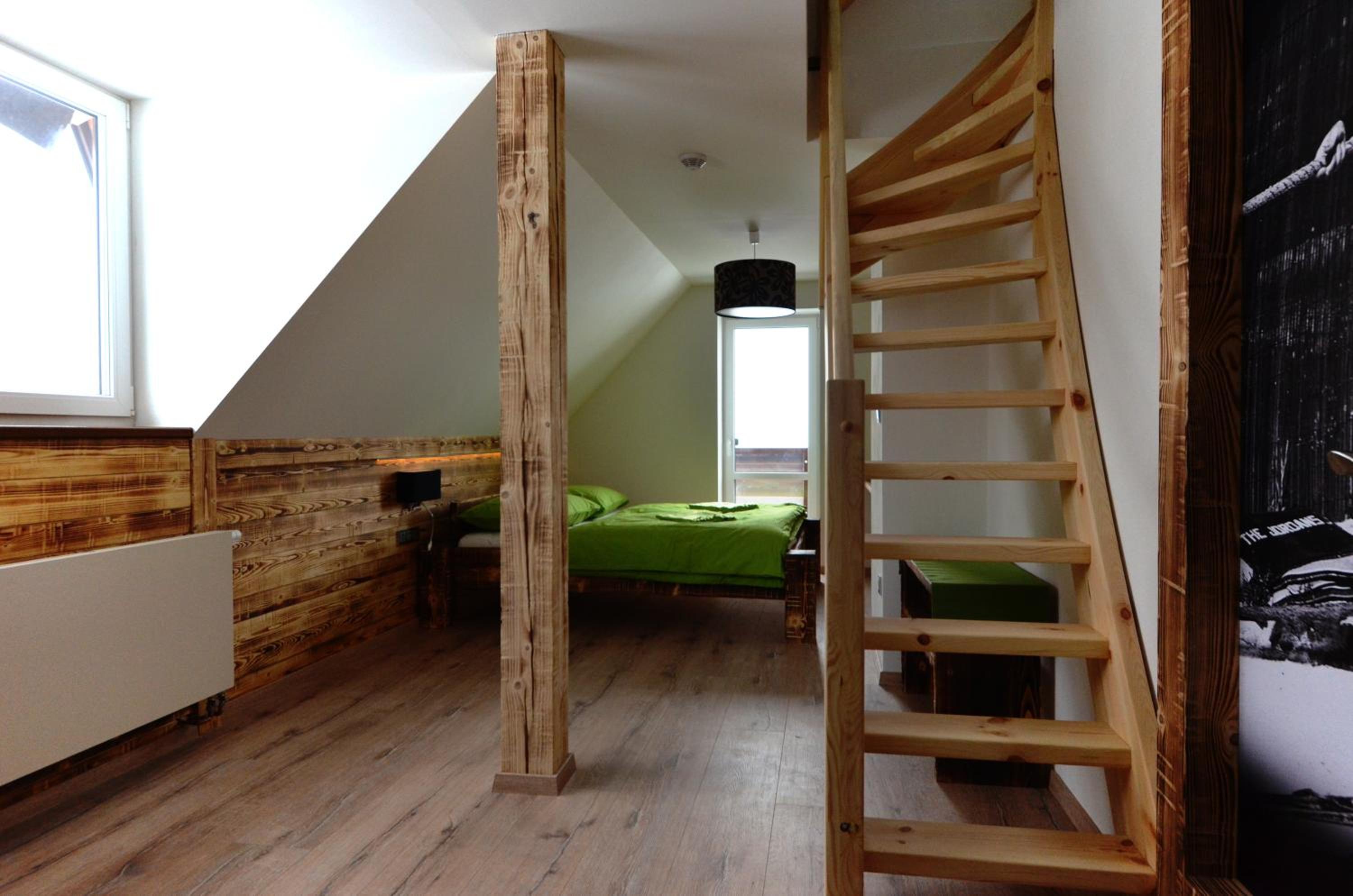 Maisonette photo 1