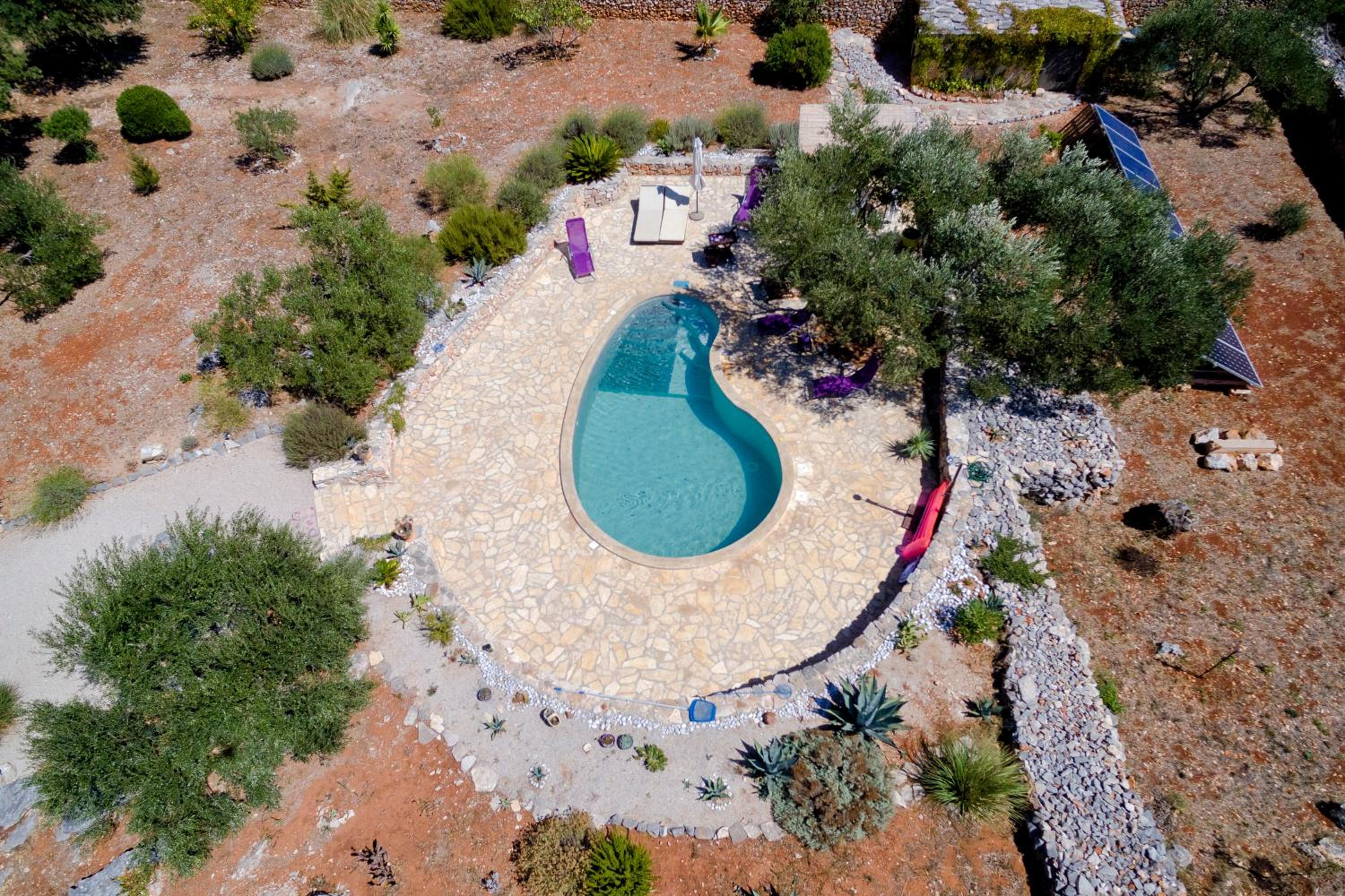Two Bedroom Villa with Swimming Pool and Garden View photo 3