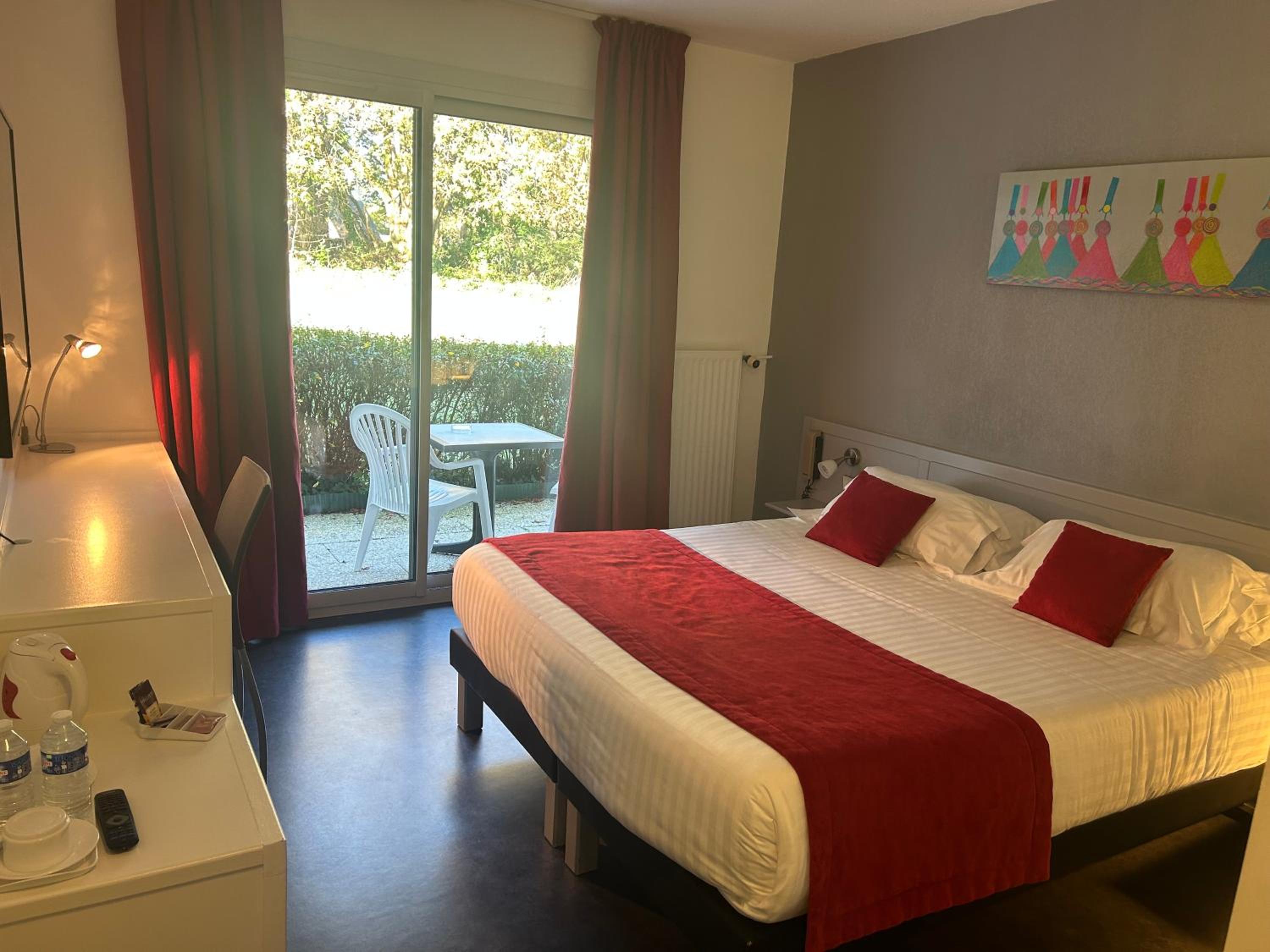 Double or Twin Room - Disability Access - Photo 2