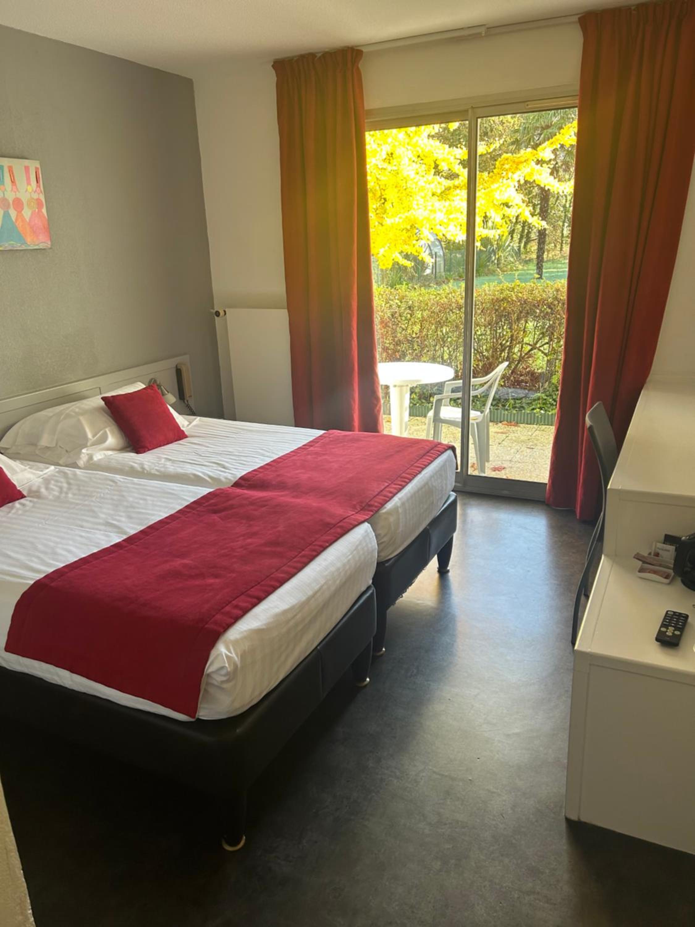 Double or Twin Room - Disability Access - Photo 3