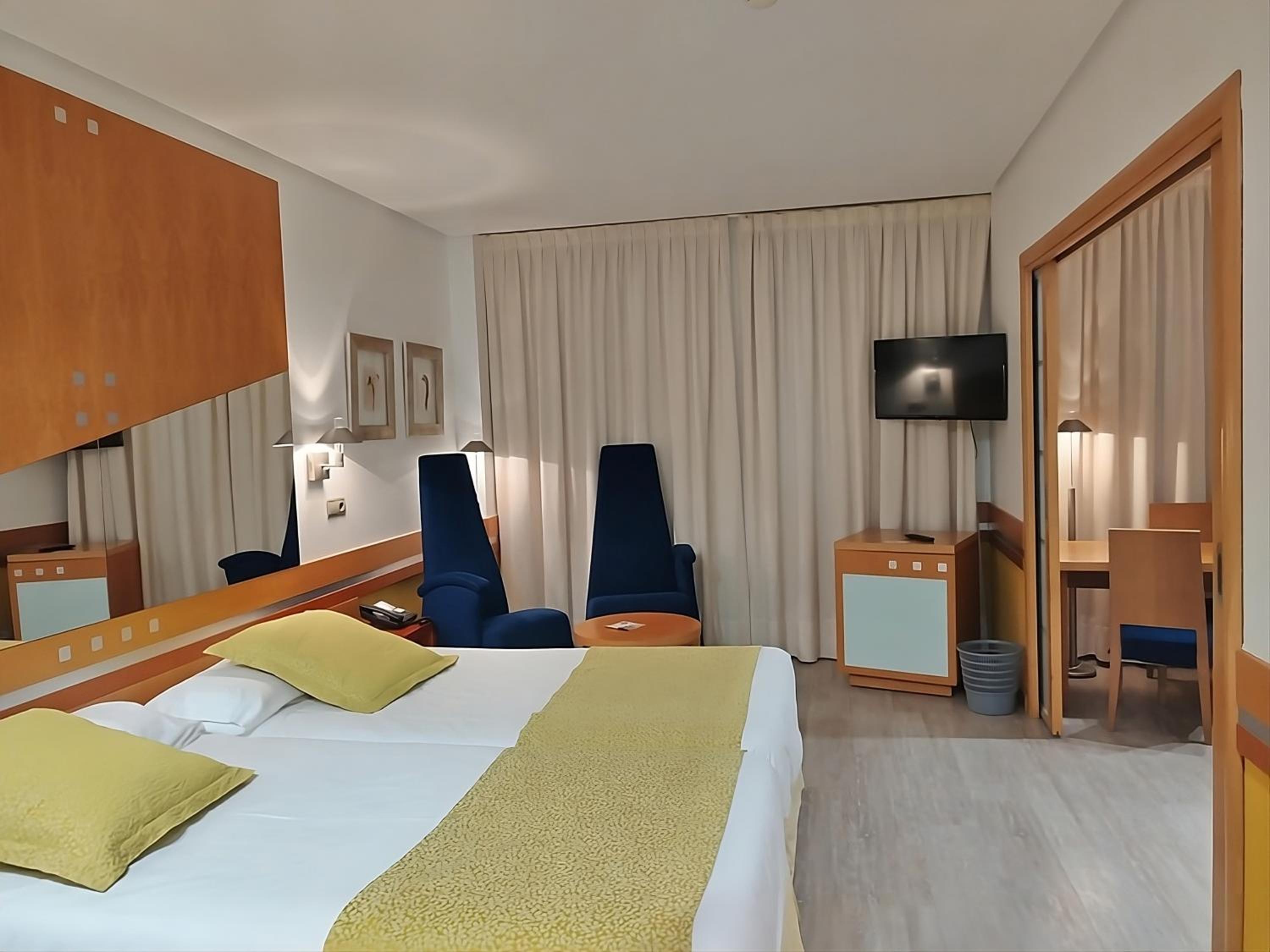 Deluxe Junior Suite