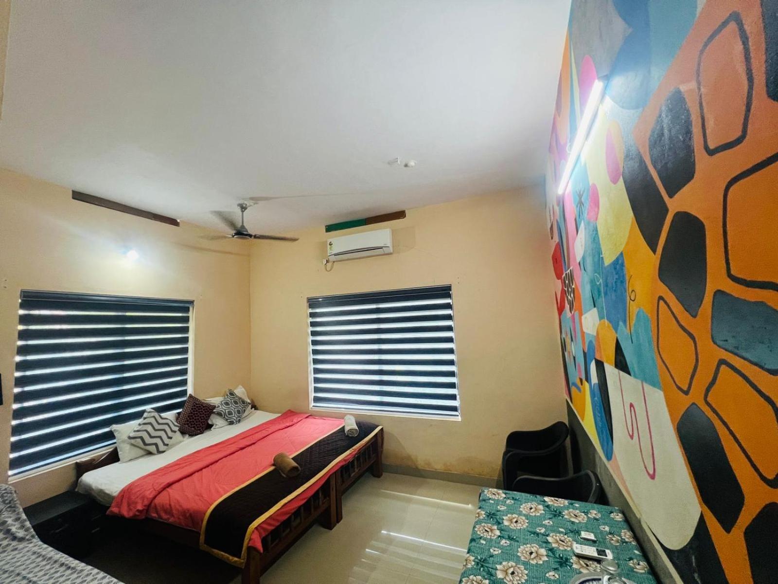 Triple Room with Private Bathroom photo 2