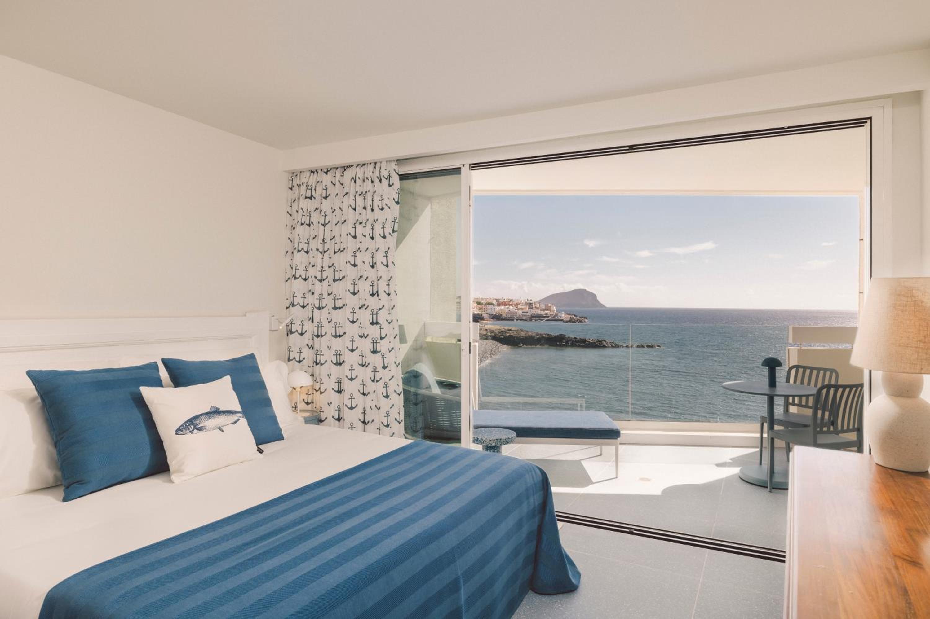 Superior Double Room with Sea View photo 2