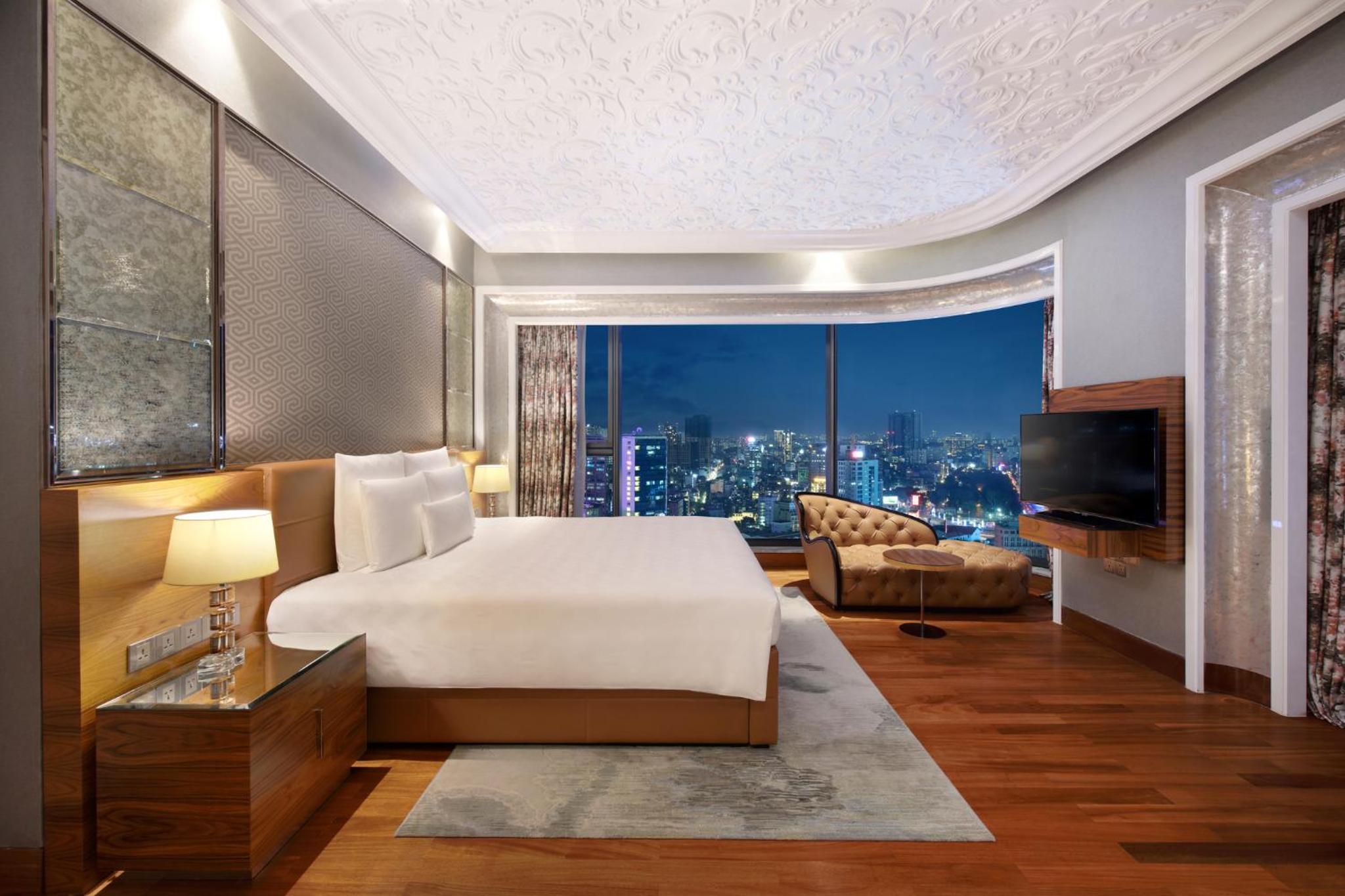 One-Bedroom Deluxe (Modern or Classic Style) photo 2