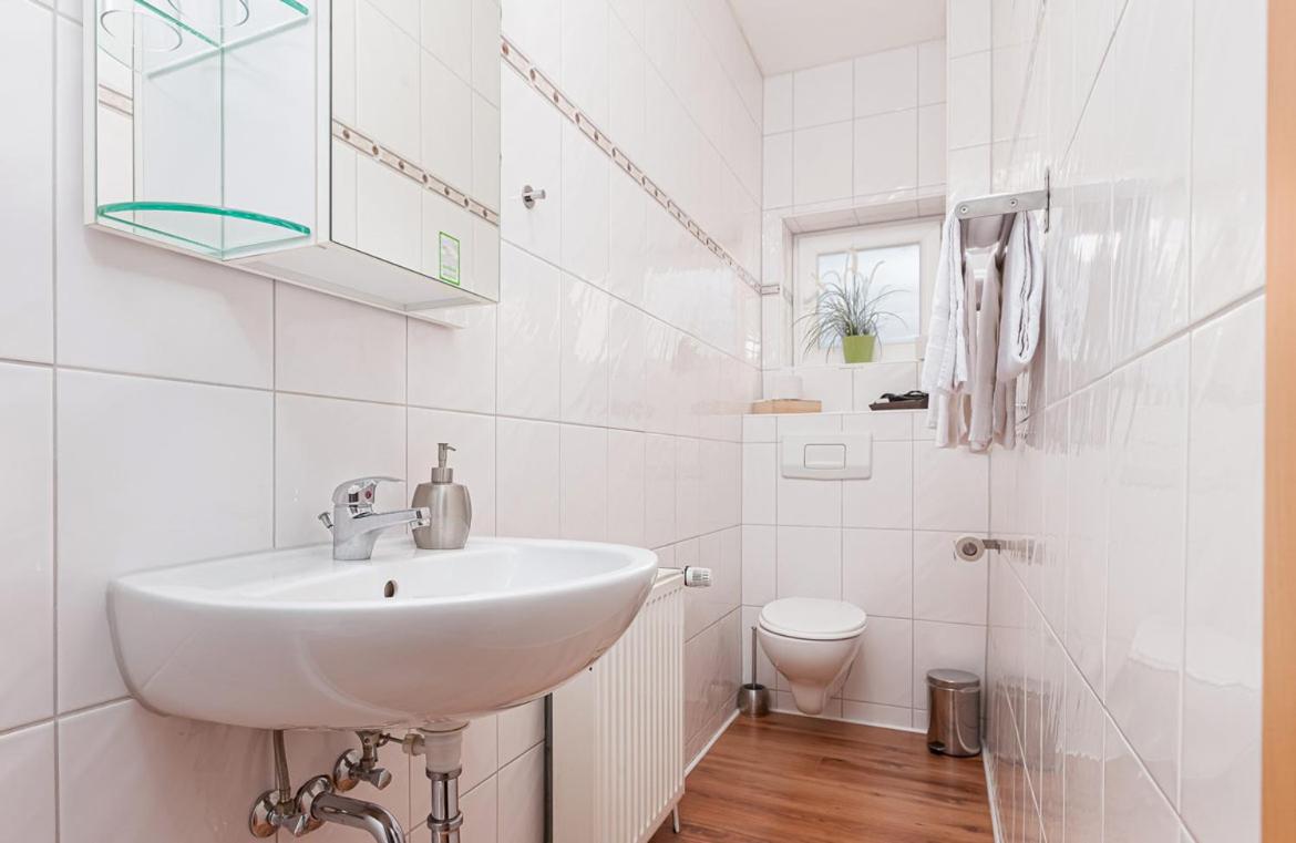 Comfort Triple Room with Shower