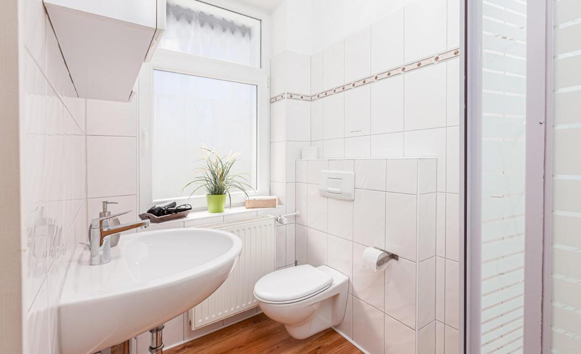 Comfort Triple Room with Shower