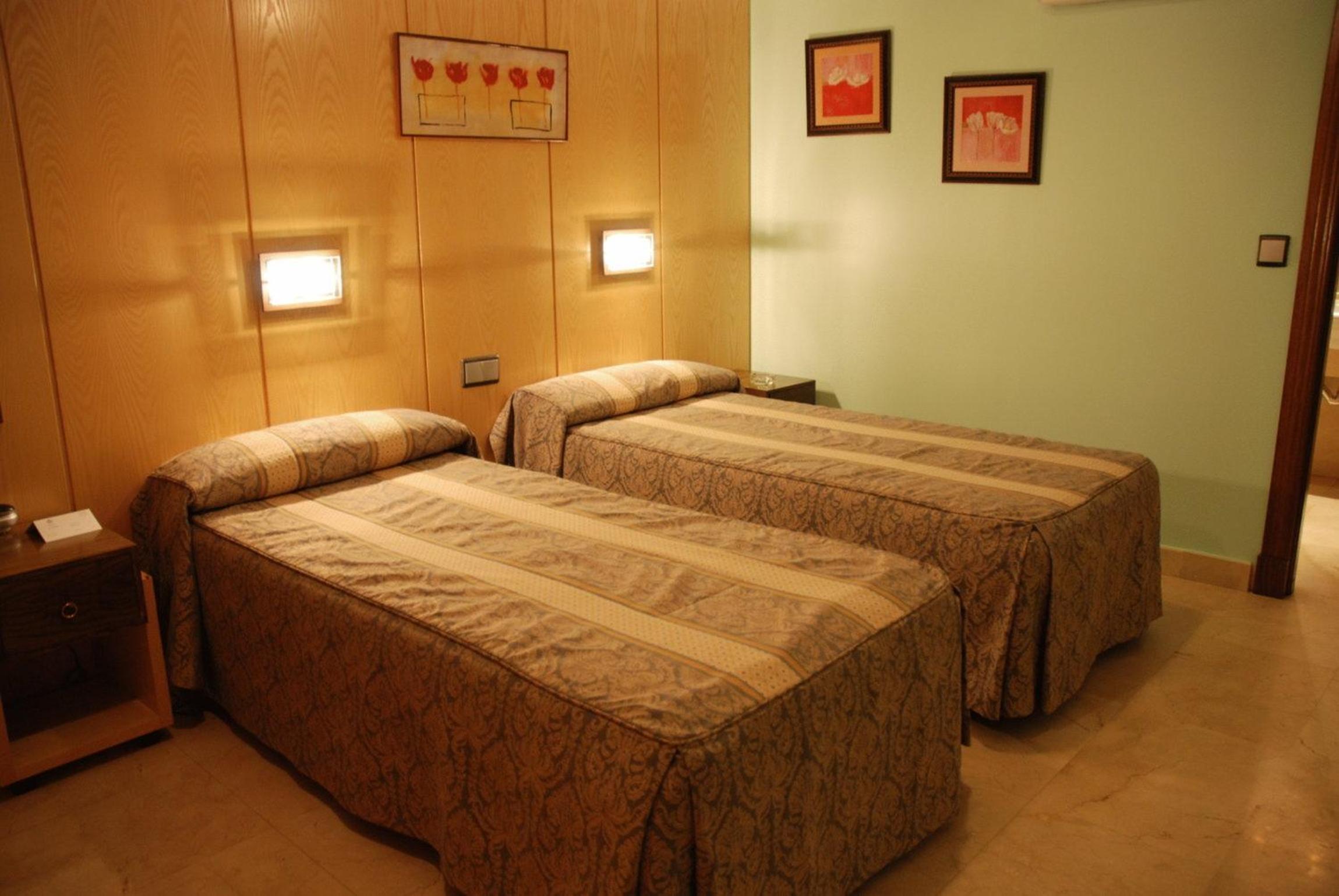 Double Room - Photo 1