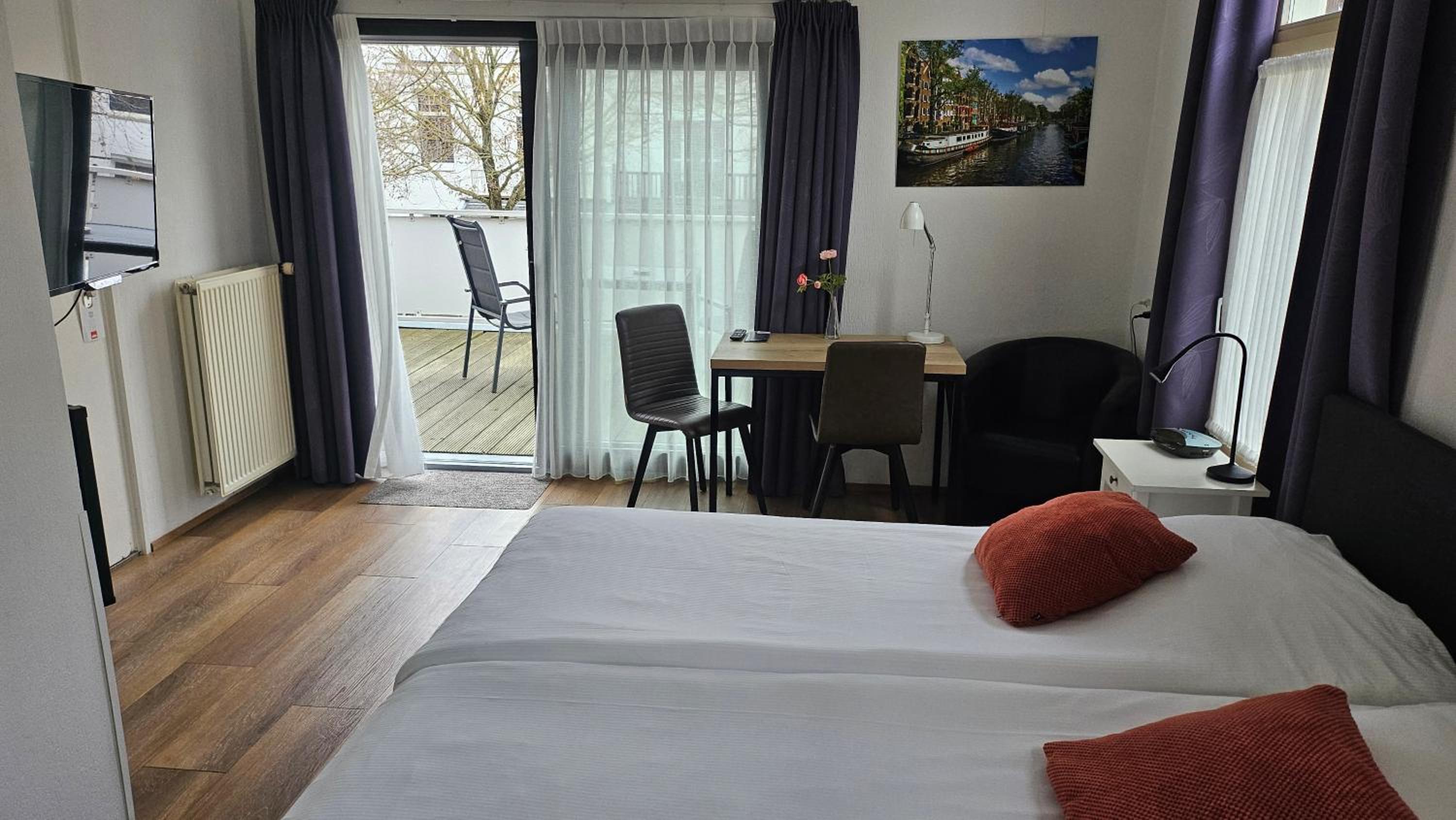Deluxe Double Room with Balcony