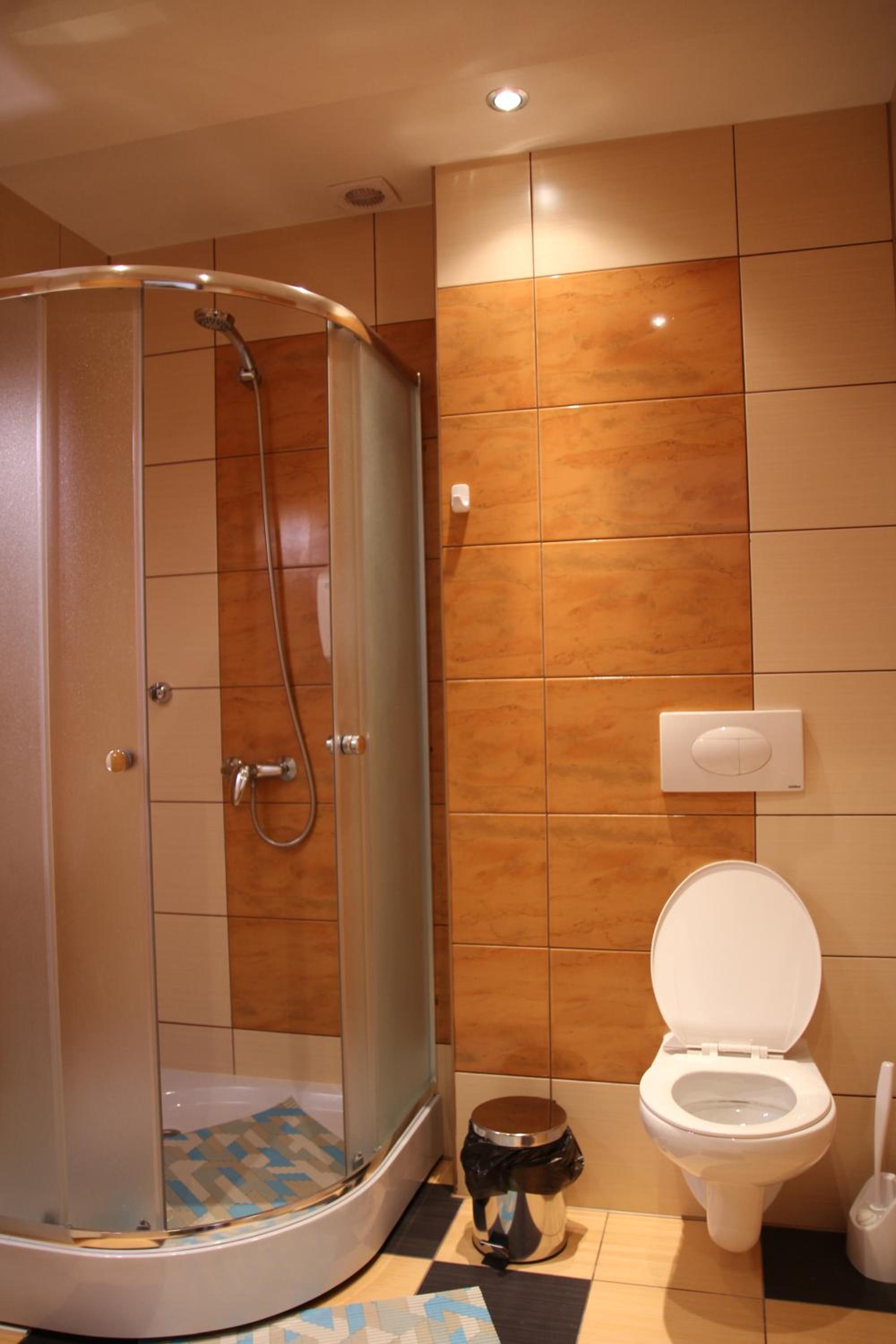 Double Room - Photo 7