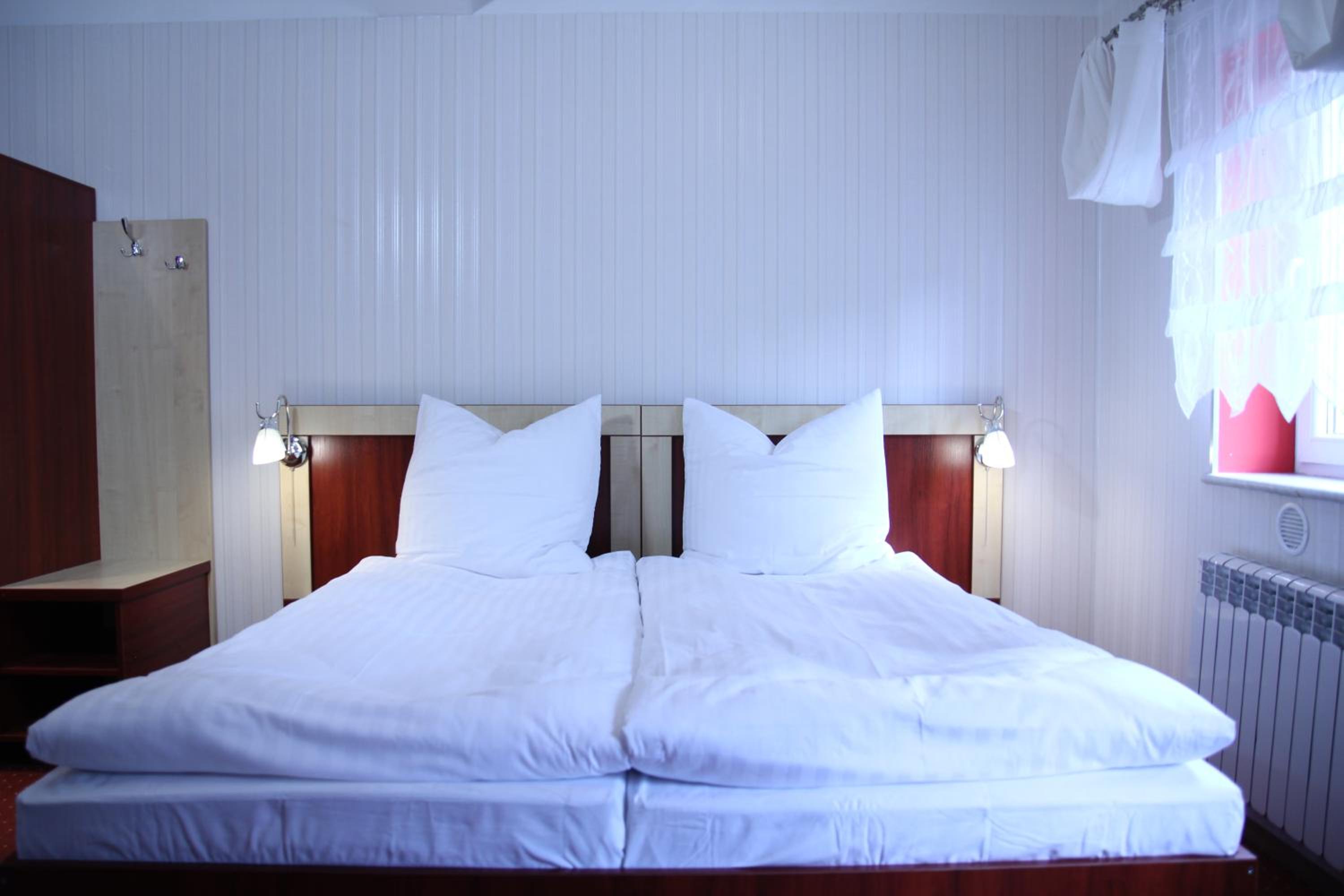Double Room - Disability Access photo 1