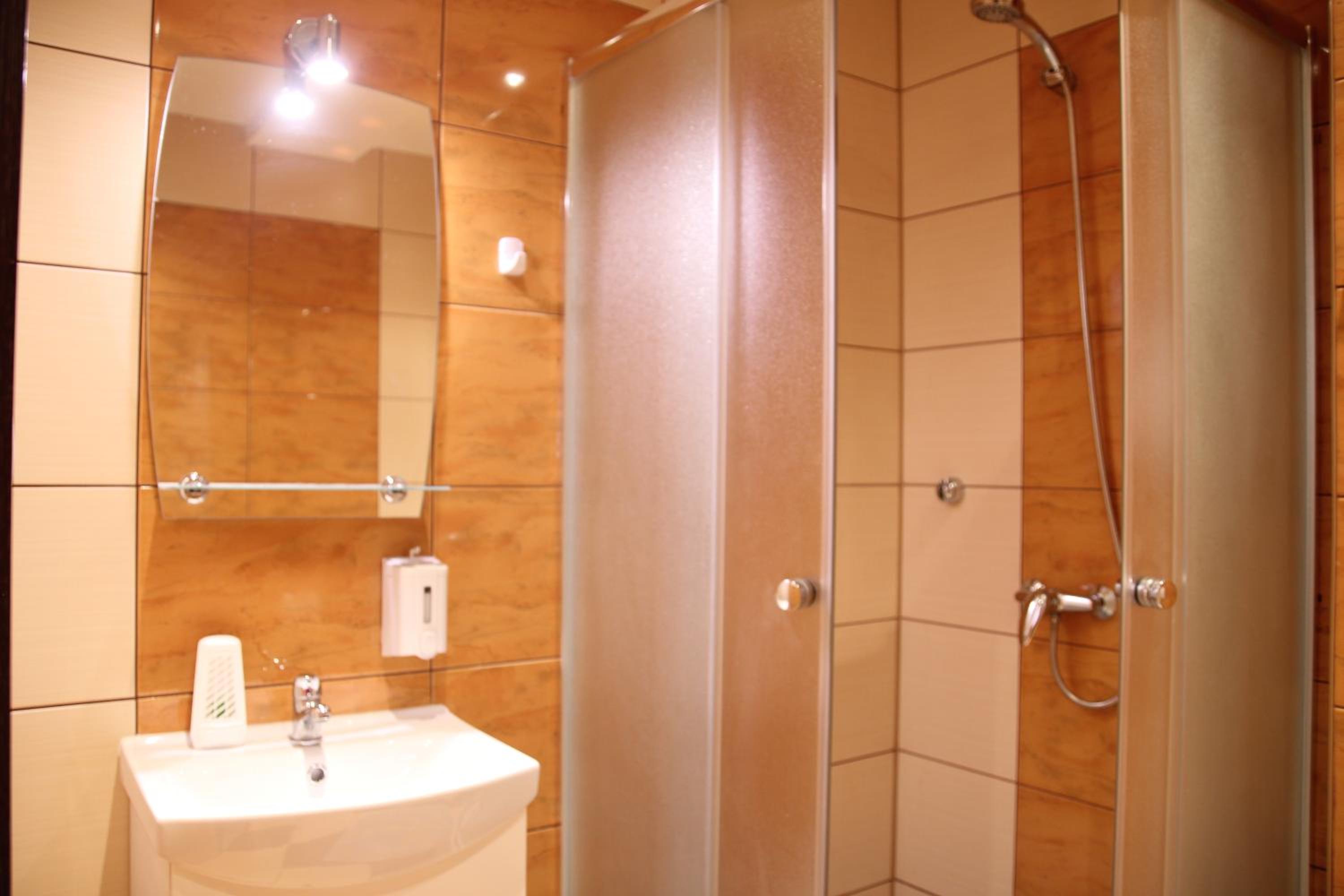 Double Room - Photo 4
