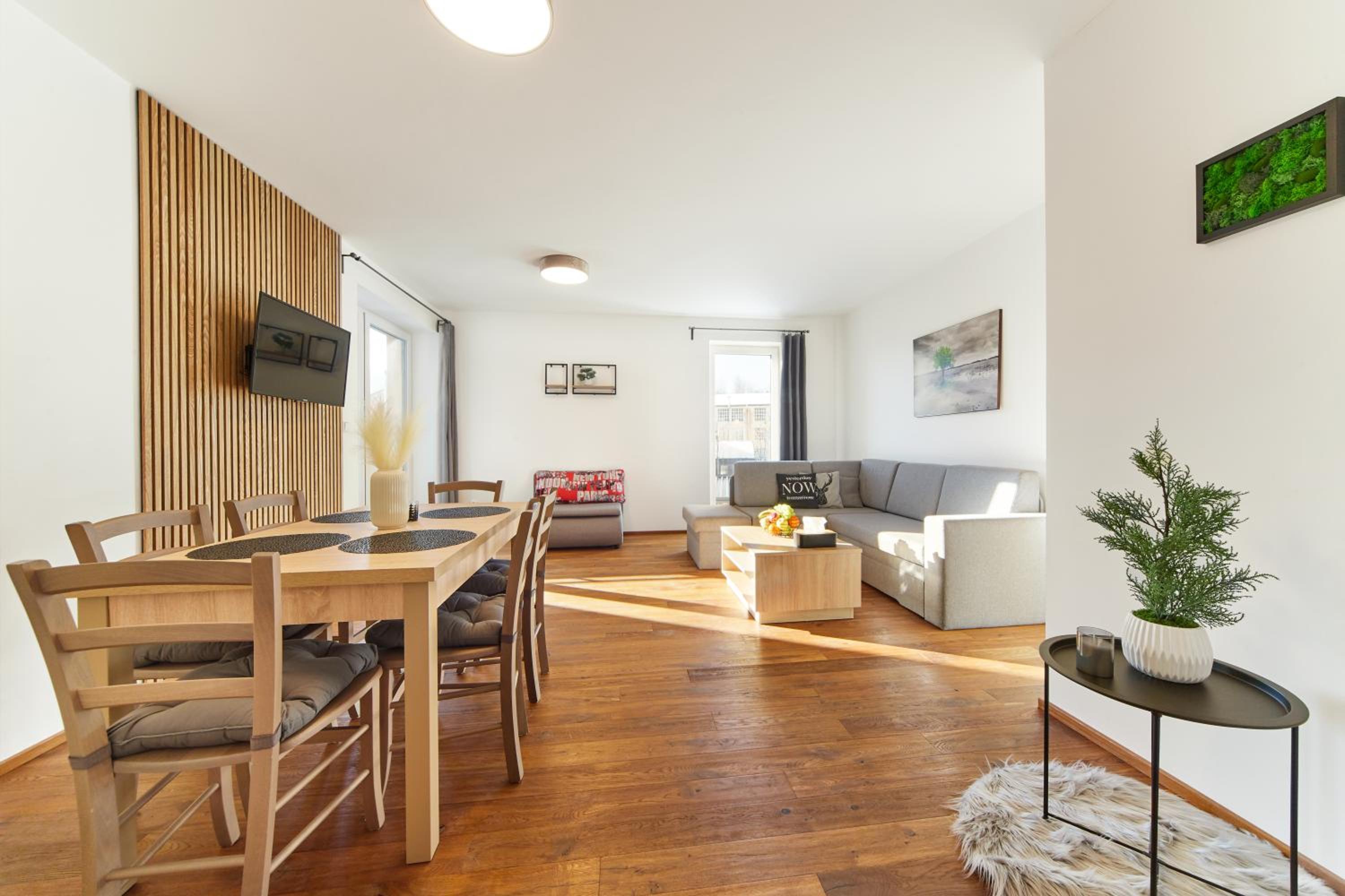 One-Bedroom Apartment with Balcony